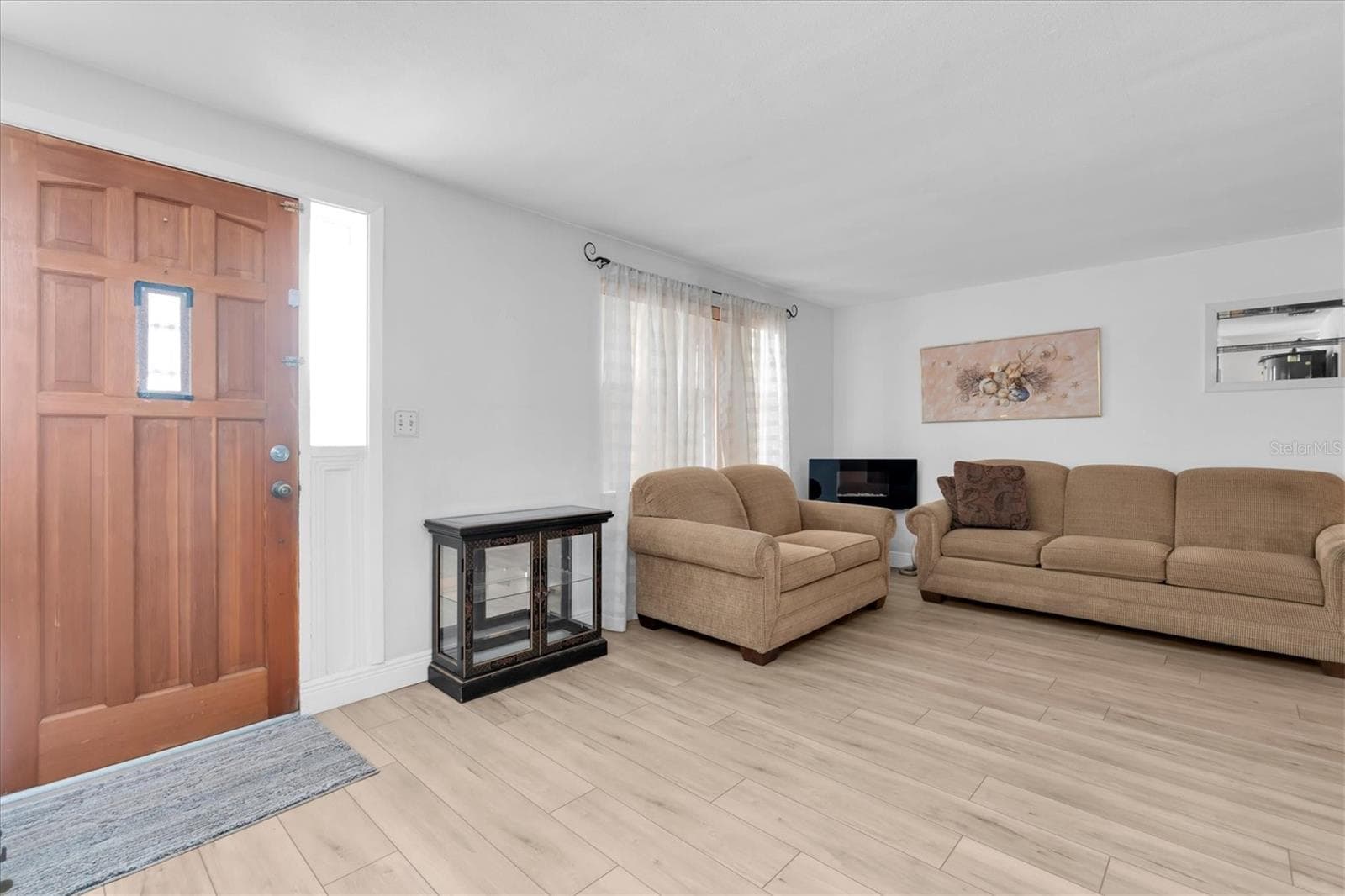 Single Family Residence at 4223 MOOG RD, HOLIDAY, photo 2 of 28