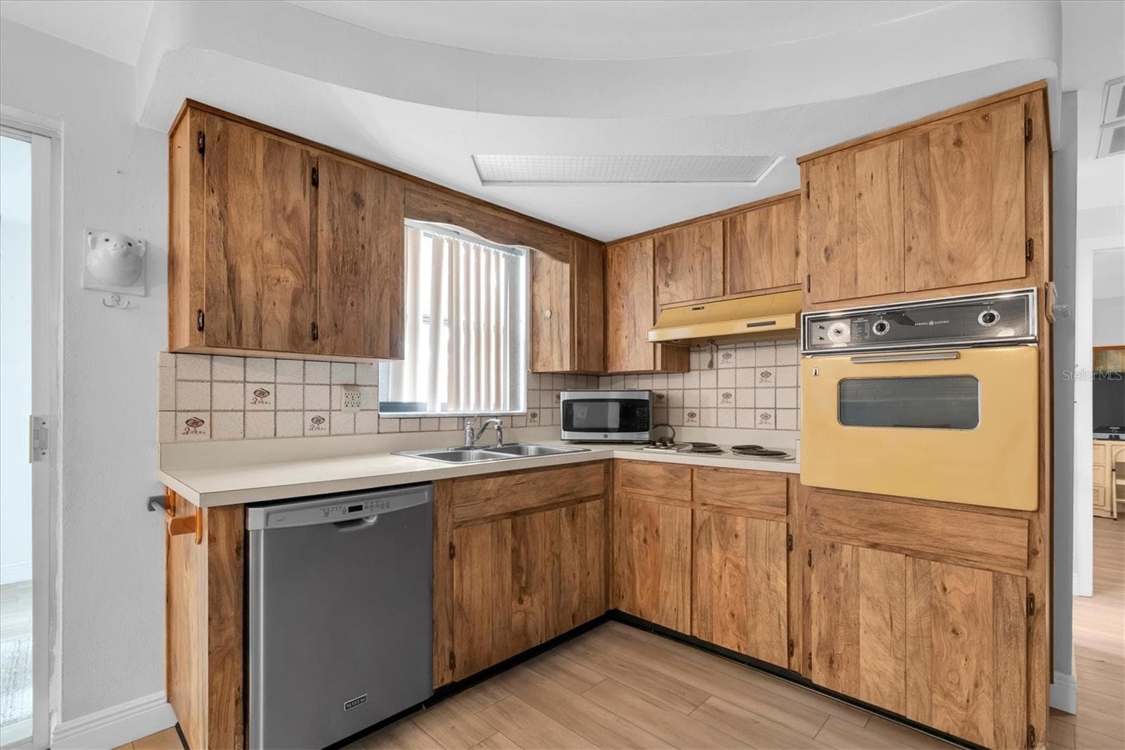 Single Family Residence at 4223 MOOG RD, HOLIDAY, photo 6 of 28