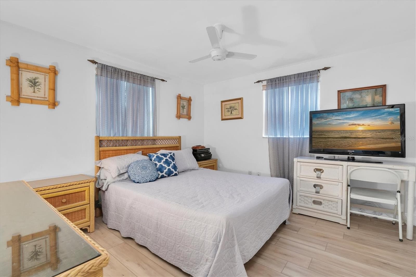 Single Family Residence at 4223 MOOG RD, HOLIDAY, photo 16 of 28