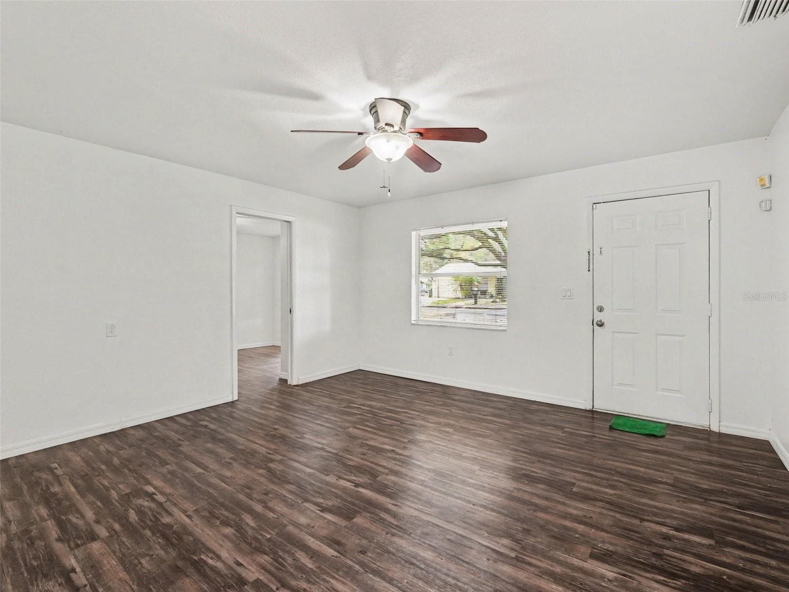 Single Family Residence at 4042 HOMESTEAD DR, LAKELAND, photo 4 of 31
