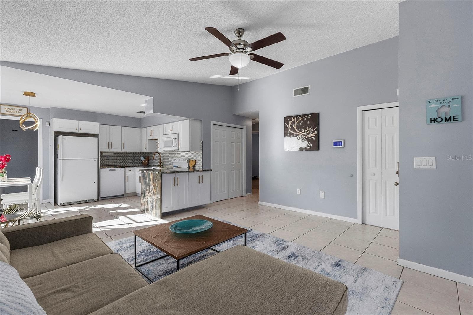 Single Family Residence at 1825 E ESKIMO AVE, TAMPA, photo 7 of 33
