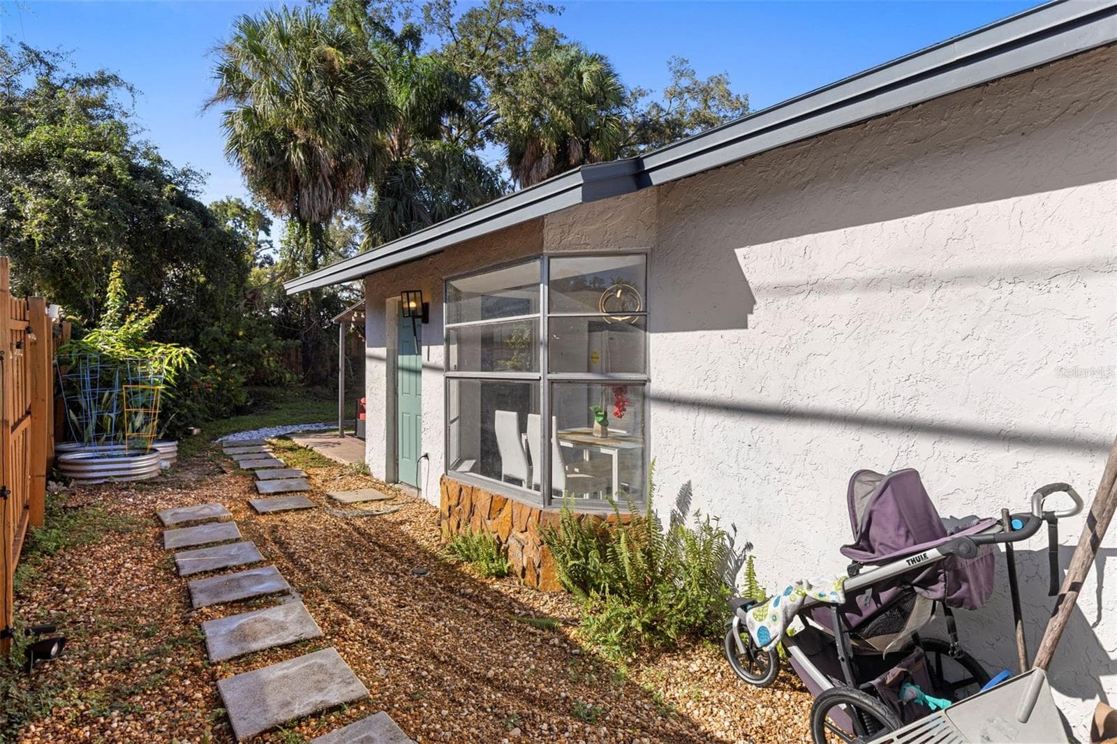 Single Family Residence at 1825 E ESKIMO AVE, TAMPA, photo 23 of 33