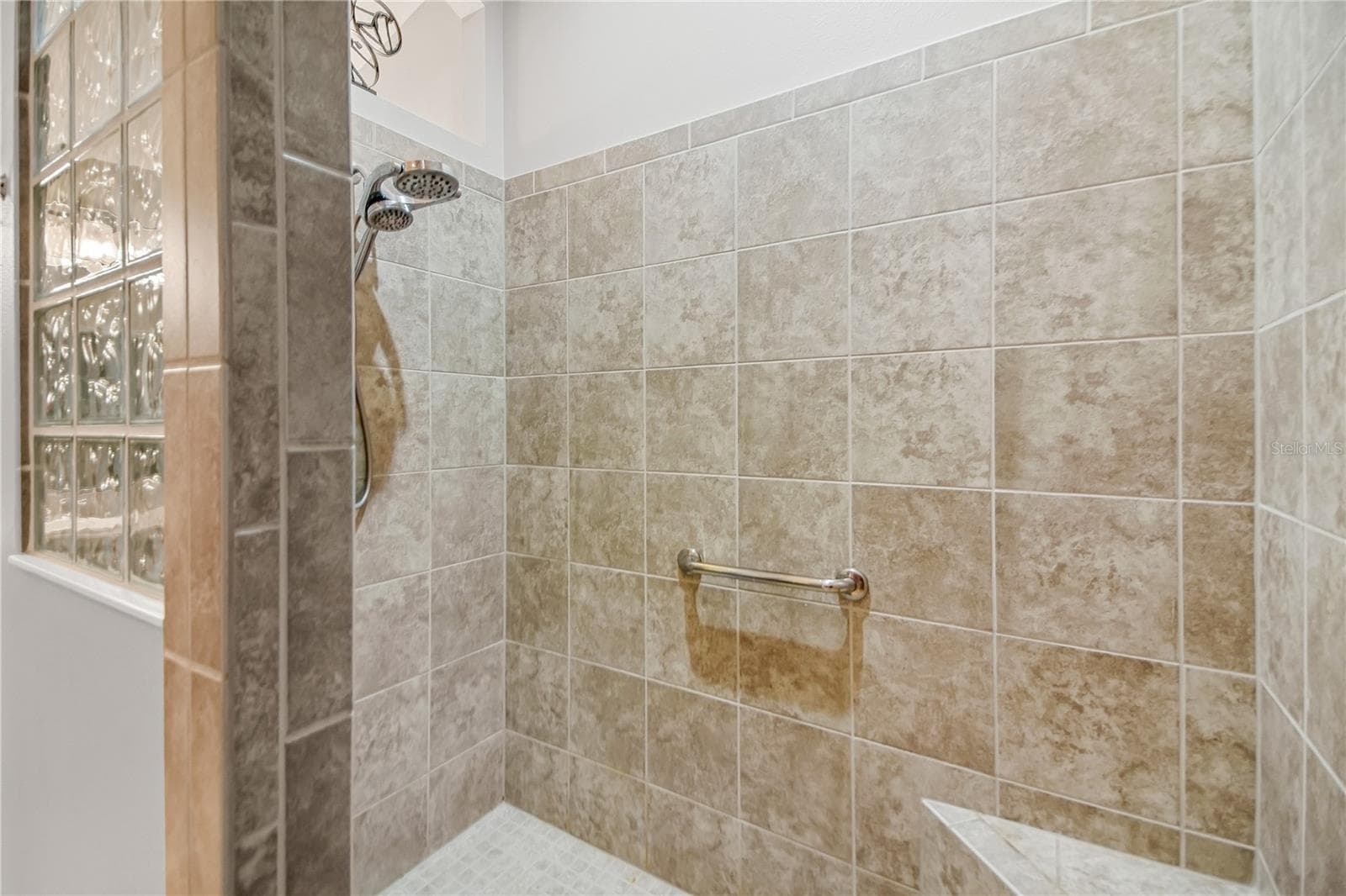 Single Family Residence at 1241 TARFLOWER TER, THE VILLAGES, photo 23 of 57