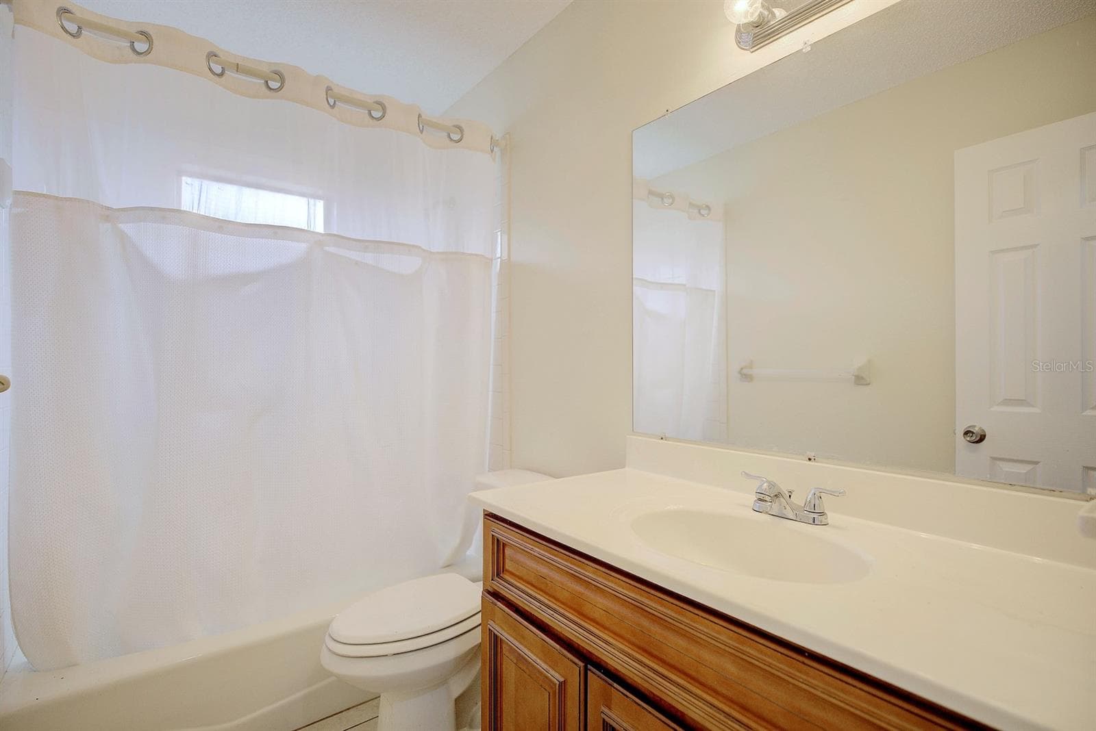 Duplex at 2118+2120 WIGHTMAN AVE, SEBRING, photo 14 of 35
