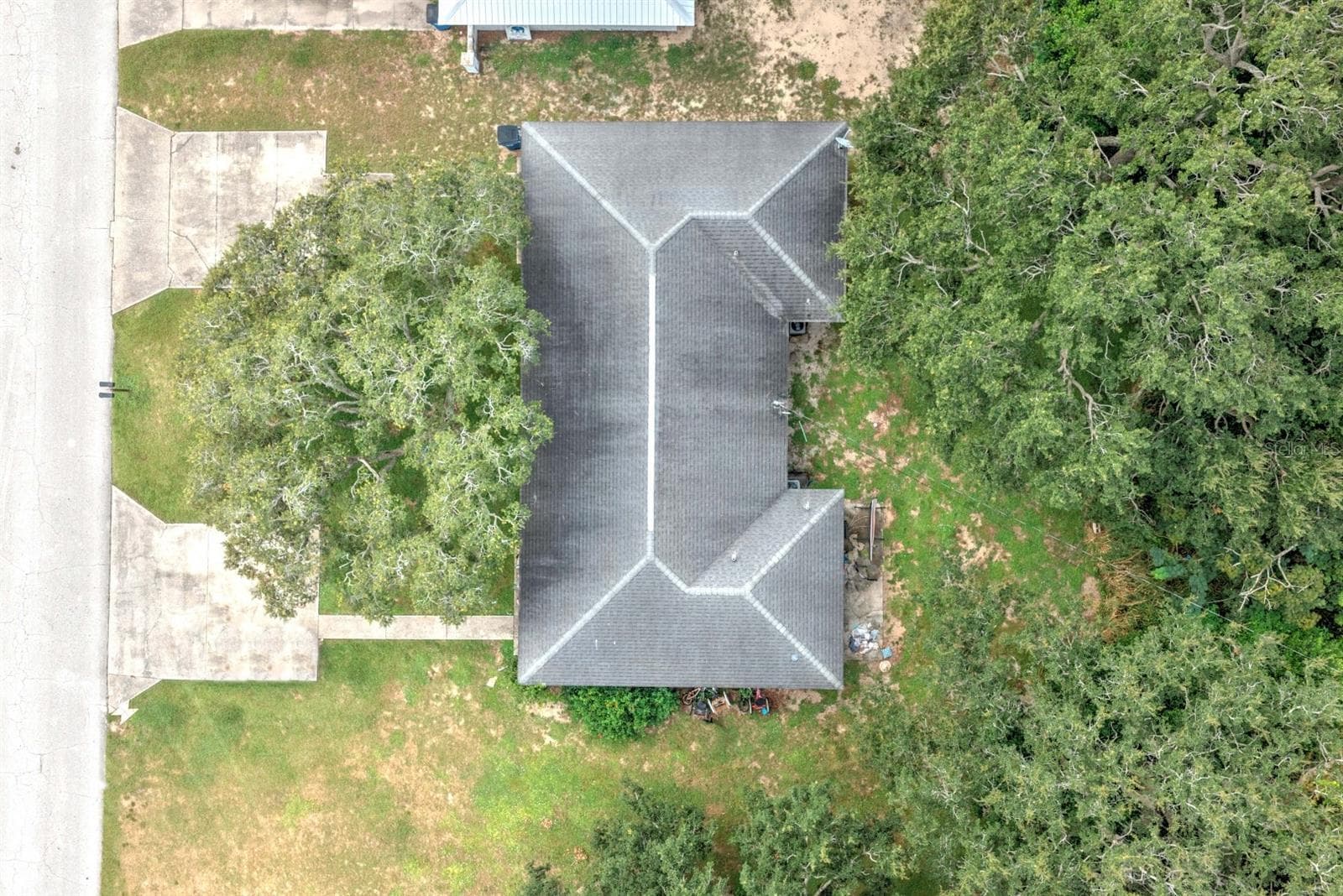 Duplex at 2118+2120 WIGHTMAN AVE, SEBRING, photo 28 of 35