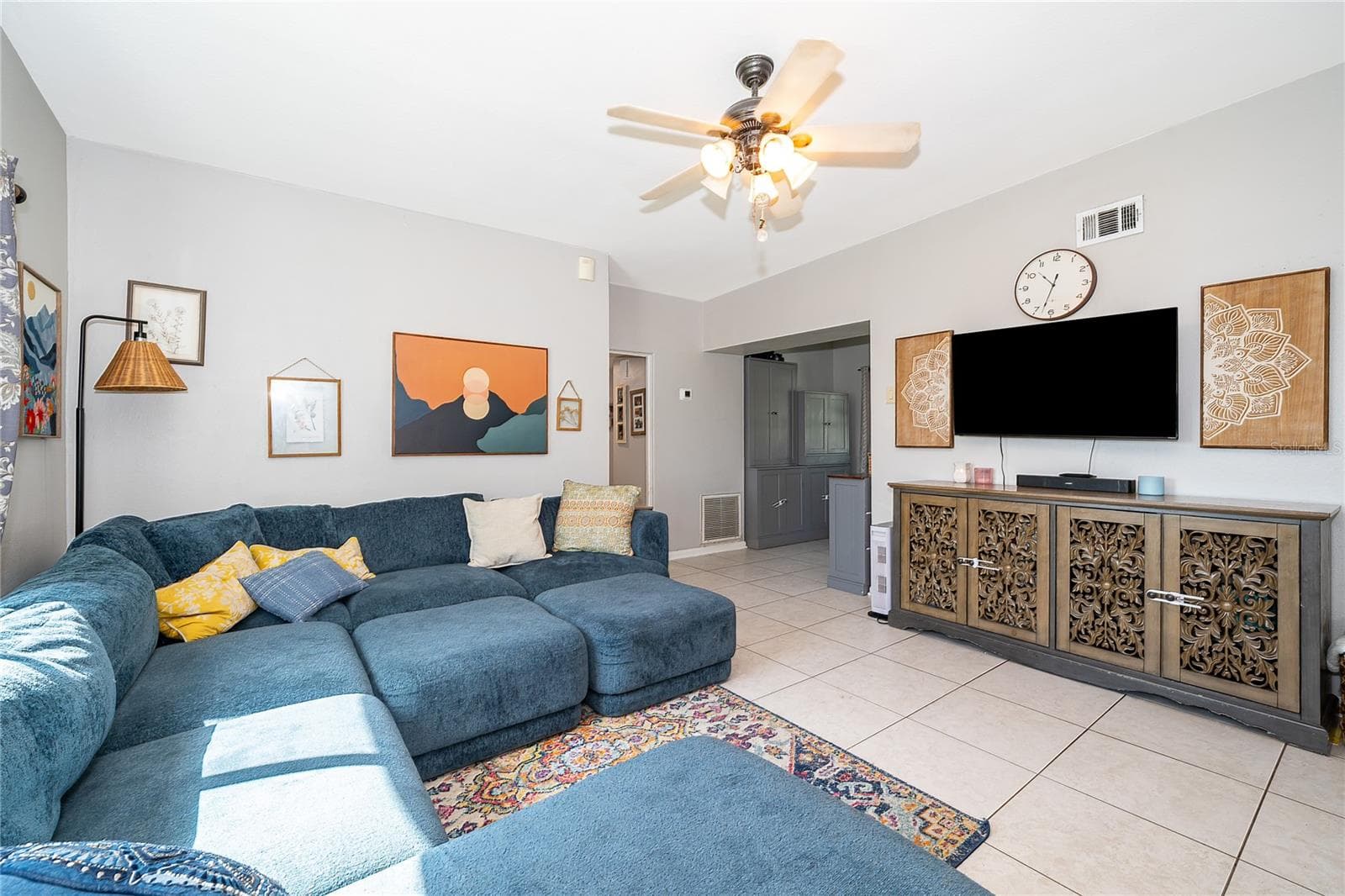 Single Family Residence at 1624 HOLLIS DR, ORLANDO, photo 11 of 24
