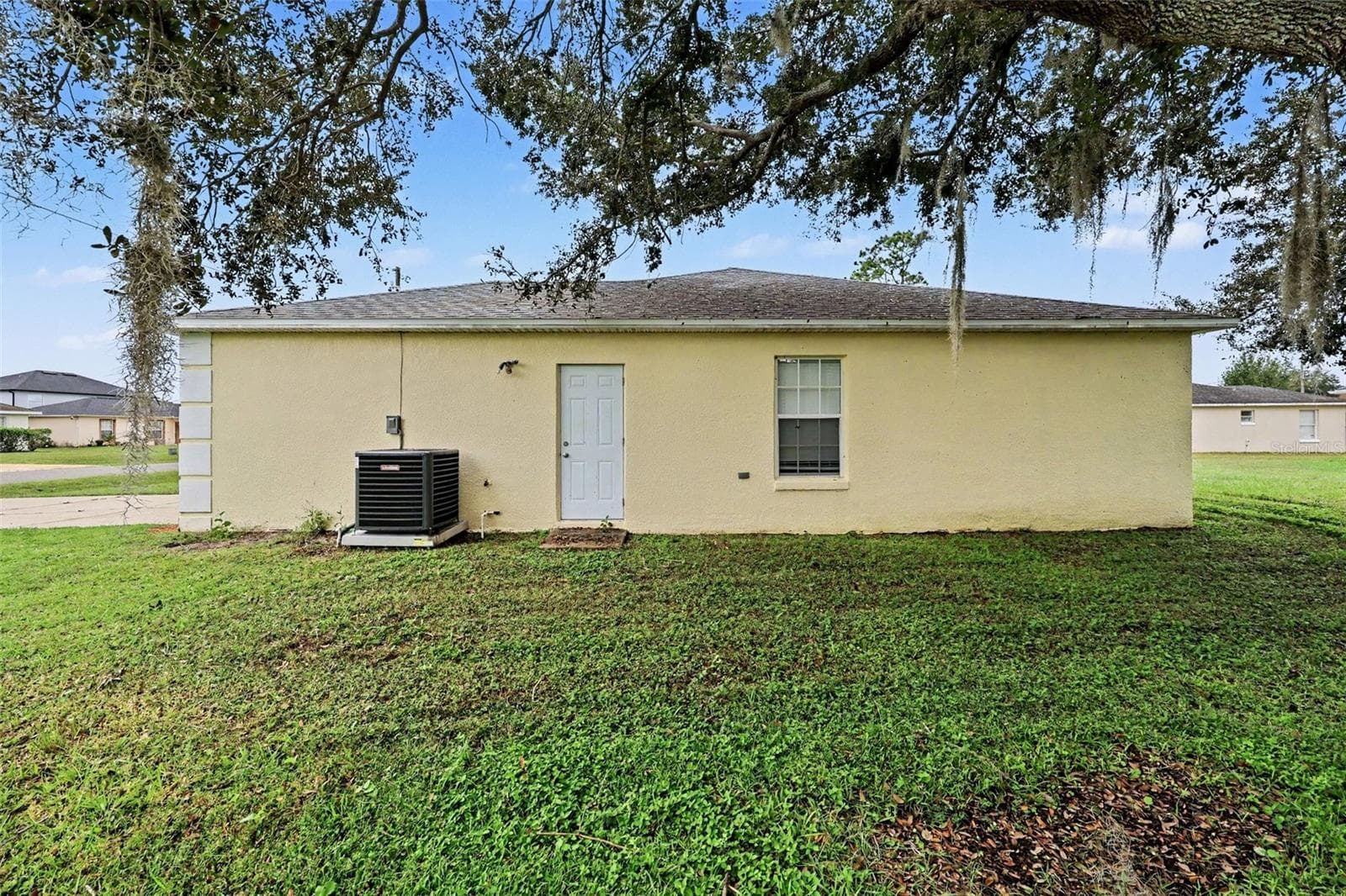Single Family Residence at 521 EAGLE CT, KISSIMMEE, photo 25 of 28