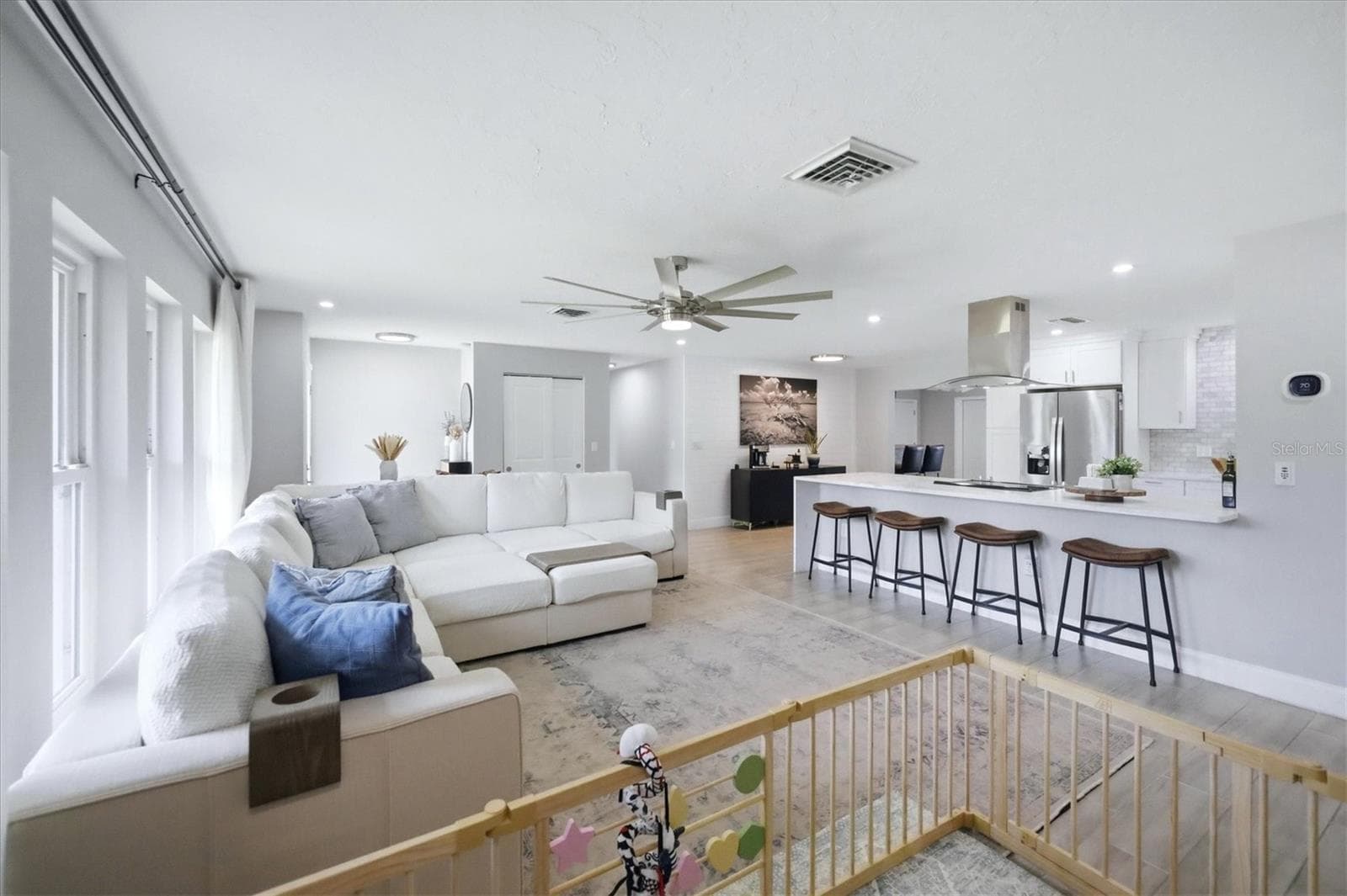 Living Room/Kitchen - 5605 SAWGRASS RD, SARASOTA