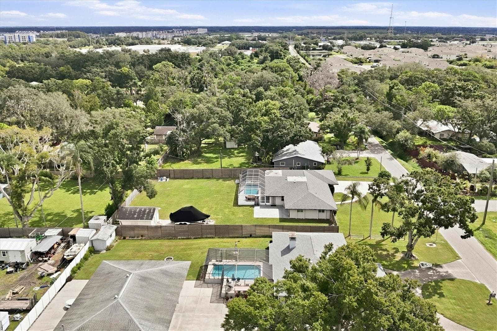 East-facing Aerial Photograph - 5605 SAWGRASS RD, SARASOTA