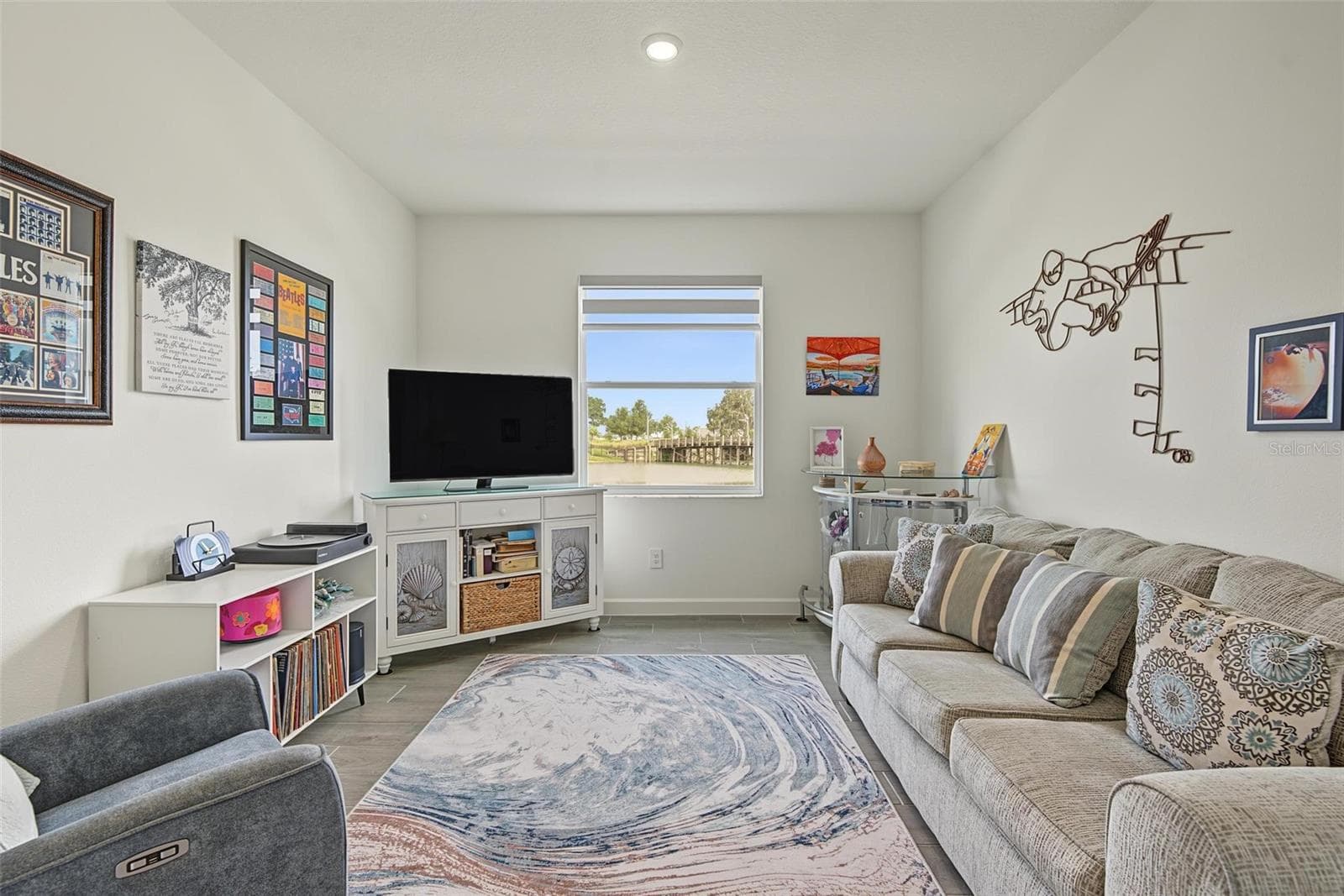 Flex room w/view of pond - 31687 PARKLAND BAY WAY, SAN ANTONIO