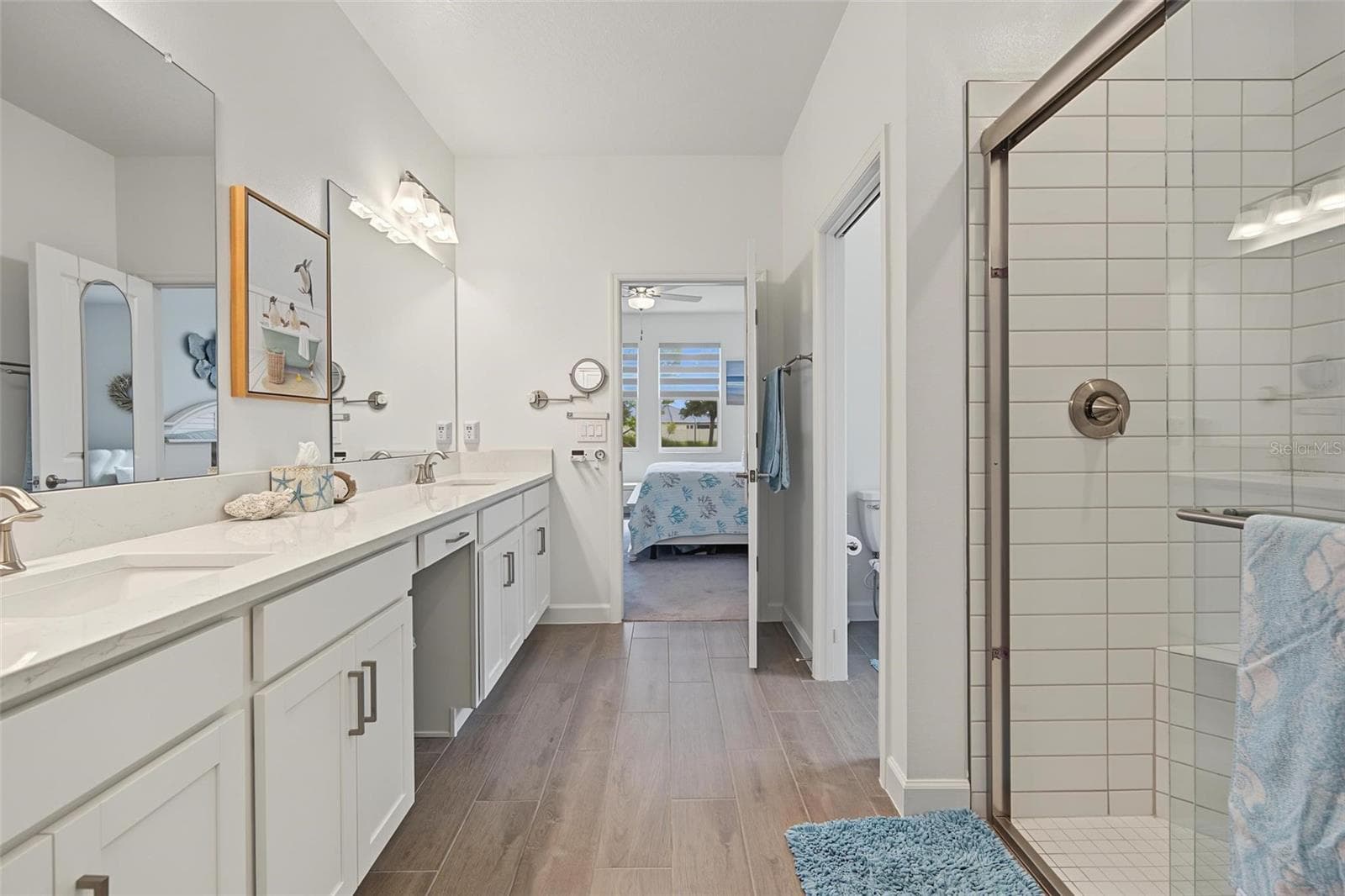 dual sinks, large walk-in shower - 31687 PARKLAND BAY WAY, SAN ANTONIO