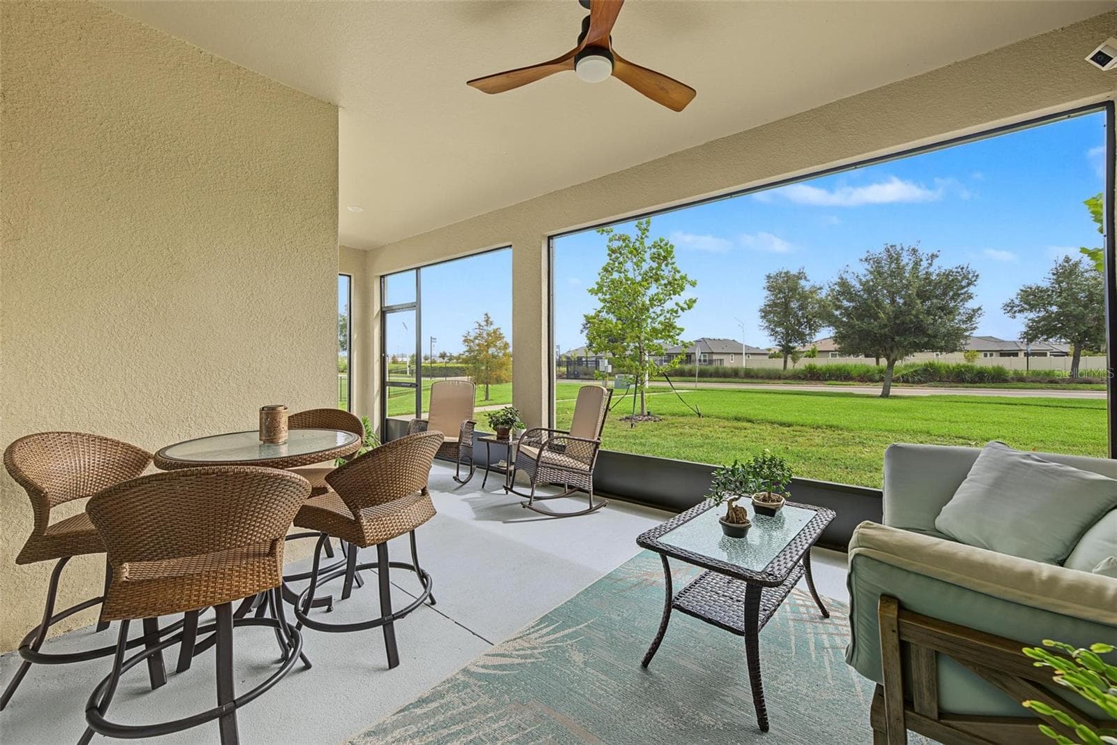 Large fully screened lanai - 31687 PARKLAND BAY WAY, SAN ANTONIO