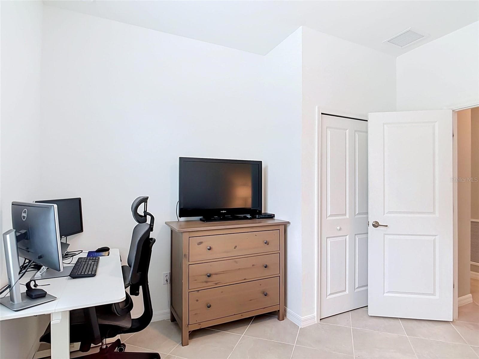 Single Family Residence at 1785 SADDLEWOOD CIR, PORT CHARLOTTE, photo 76 of 110