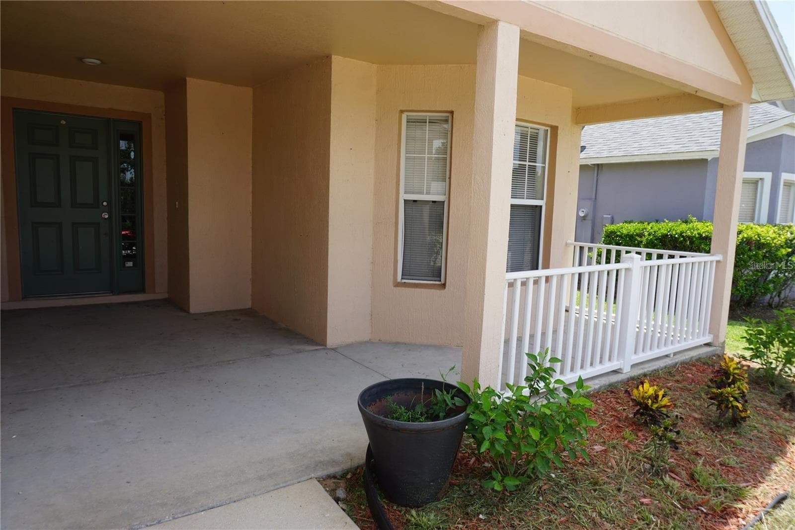 Single Family Residence at 1084 BLUEGRASS DR, GROVELAND, photo 5 of 20