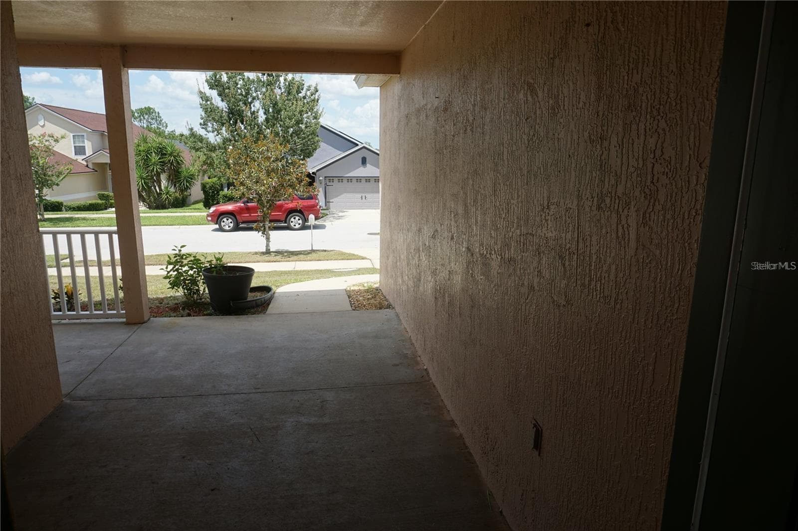 Single Family Residence at 1084 BLUEGRASS DR, GROVELAND, photo 6 of 20