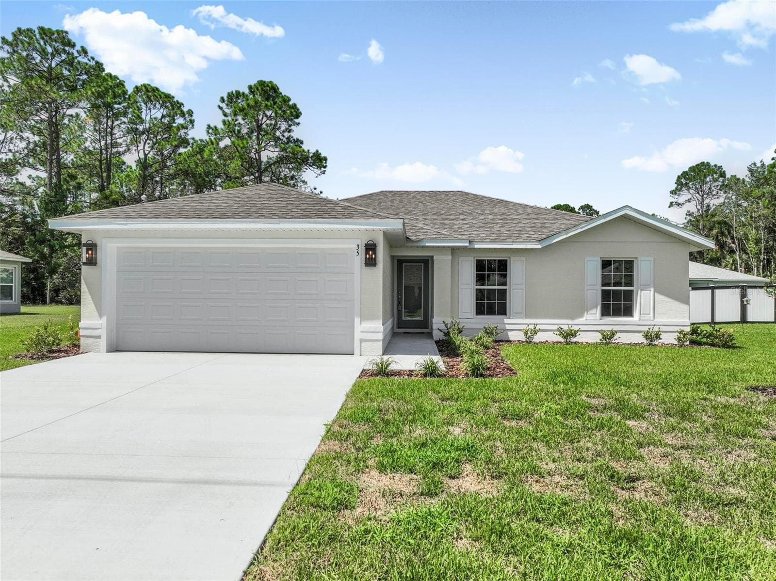 35 PALM LEAF LN