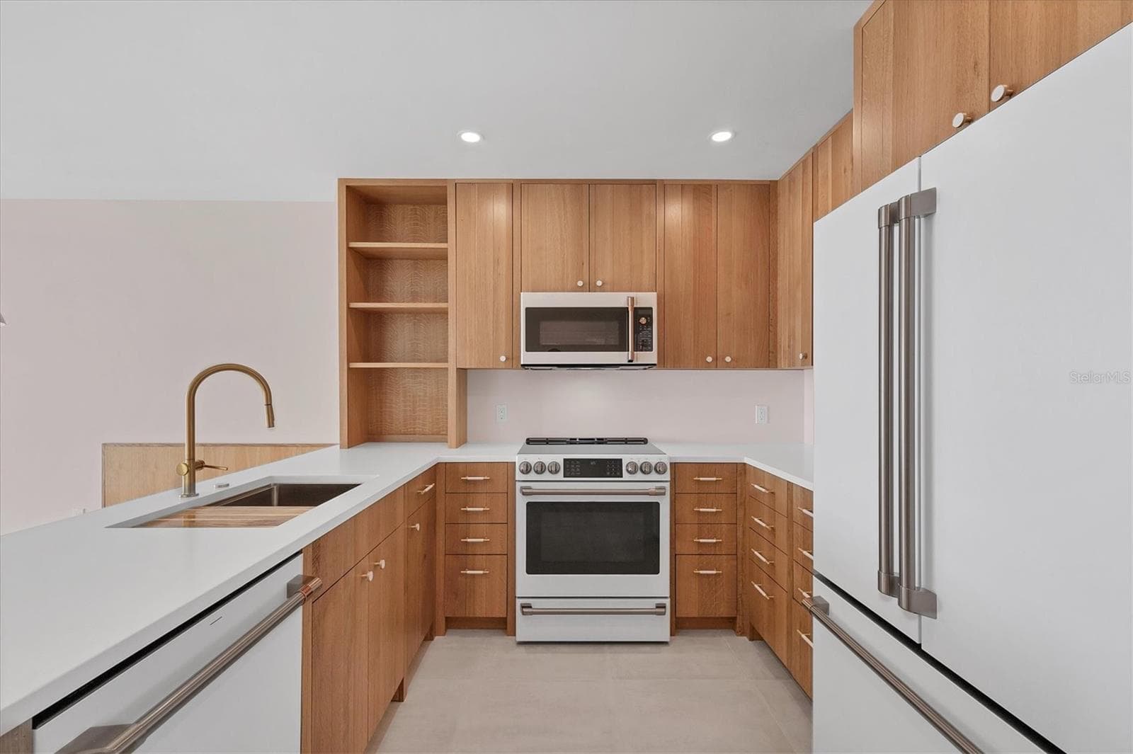 Townhouse at 290 GULF BLVD #18, BOCA GRANDE, photo 17 of 48