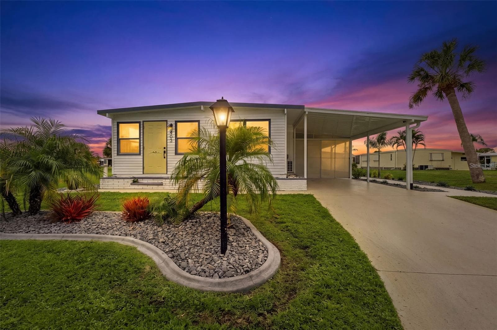 Manufactured Home at 403 VIVAR, NORTH PORT, photo 2 of 43