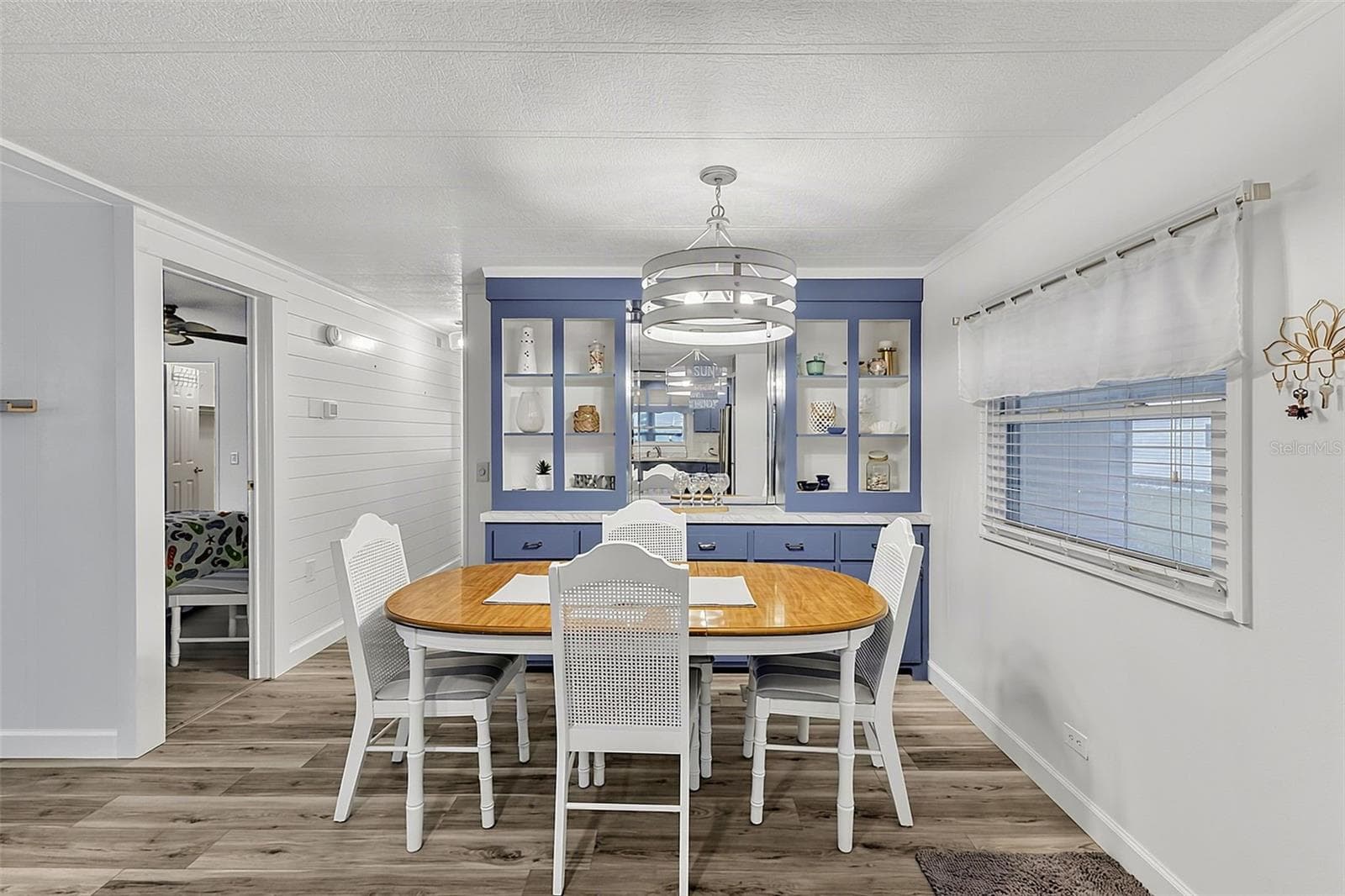 Manufactured Home at 403 VIVAR, NORTH PORT, photo 13 of 43