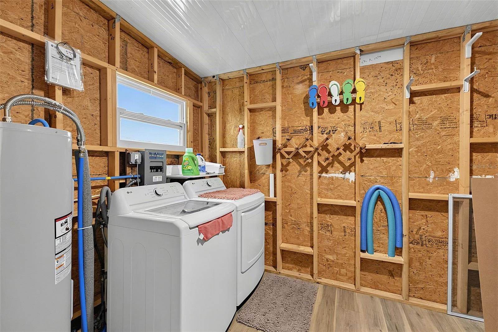 Manufactured Home at 403 VIVAR, NORTH PORT, photo 35 of 43