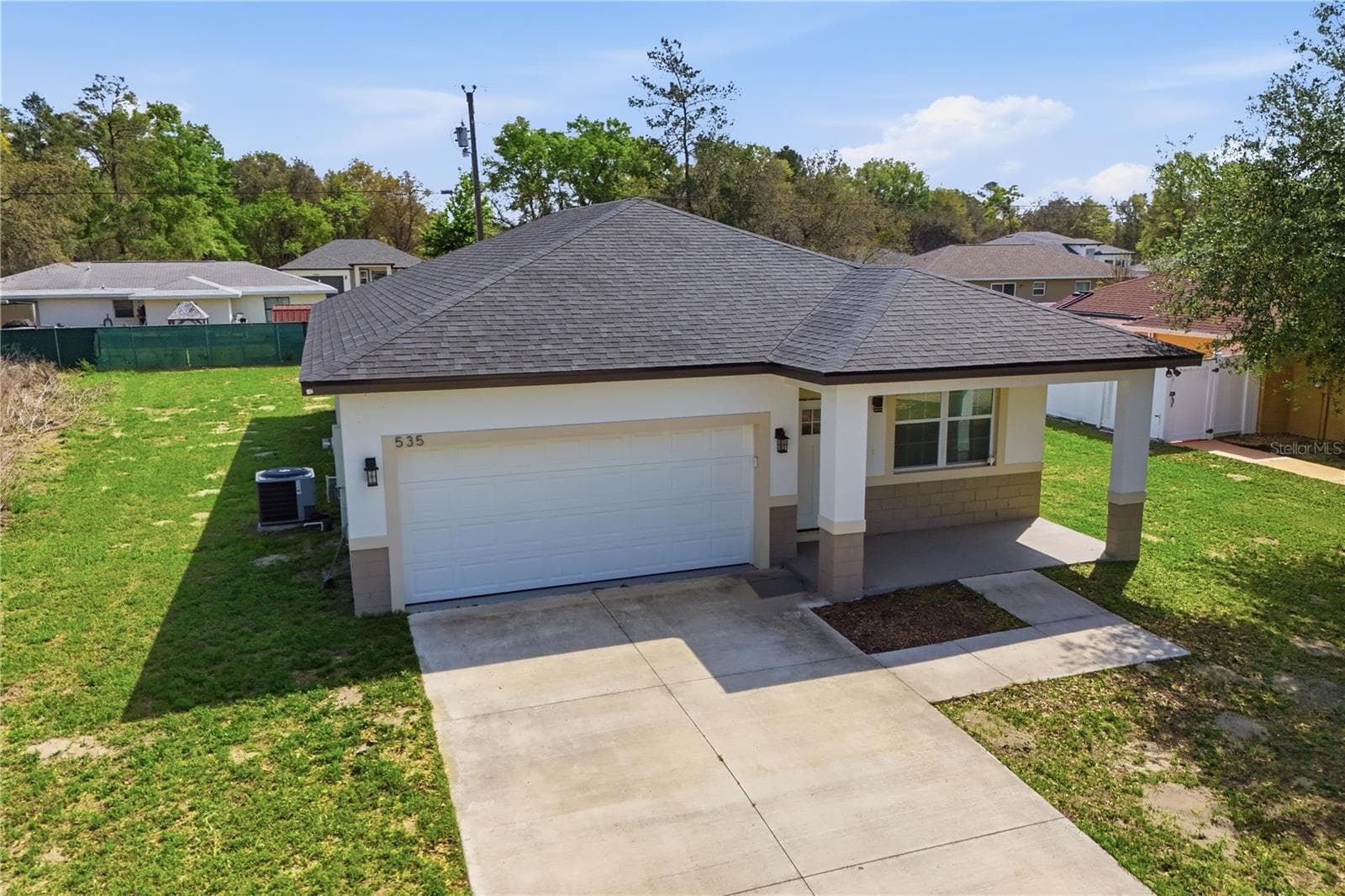 Single Family Residence at 535 MARION OAKS LN, OCALA, photo 3 of 38