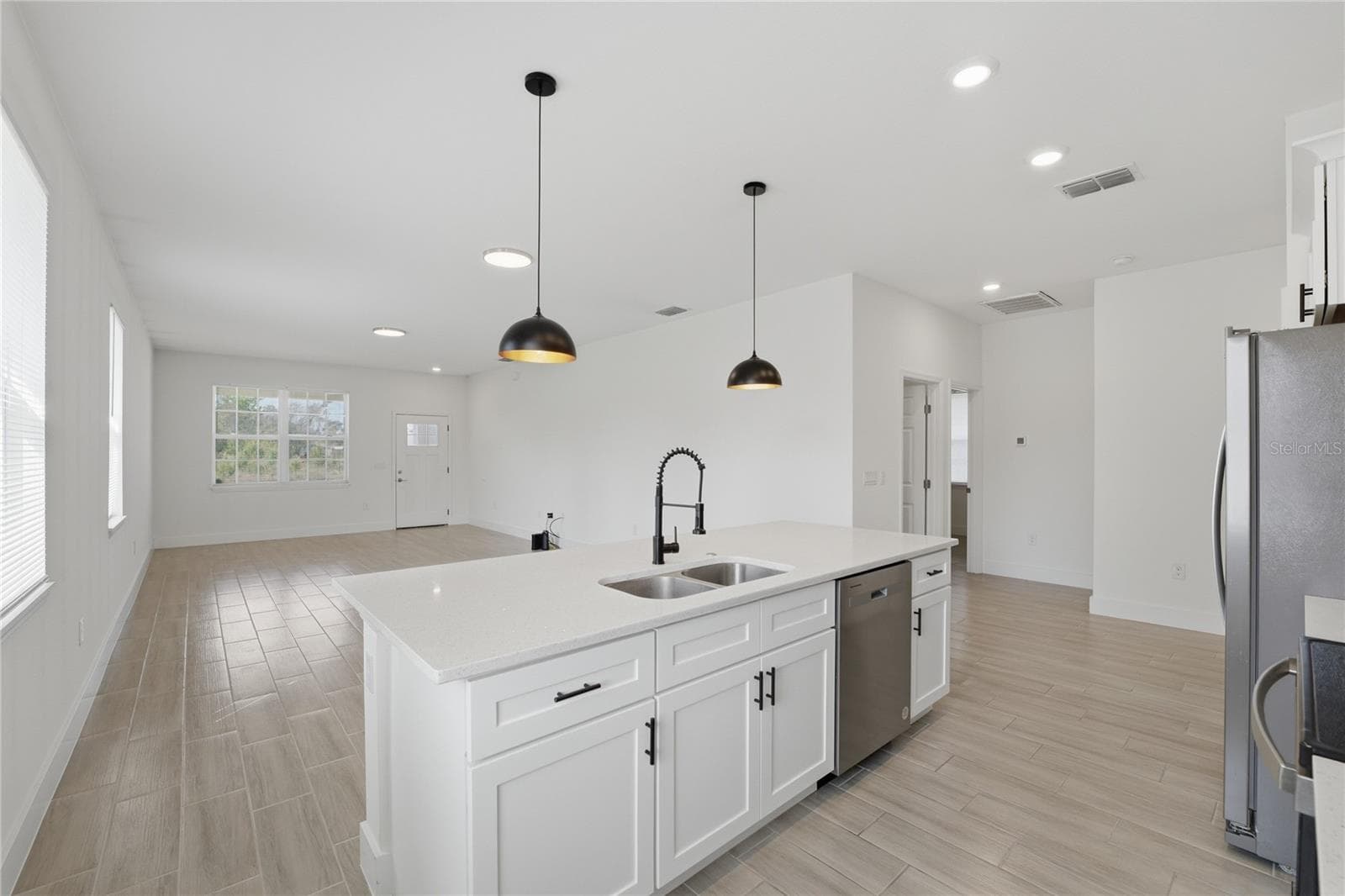 Single Family Residence at 535 MARION OAKS LN, OCALA, photo 15 of 38