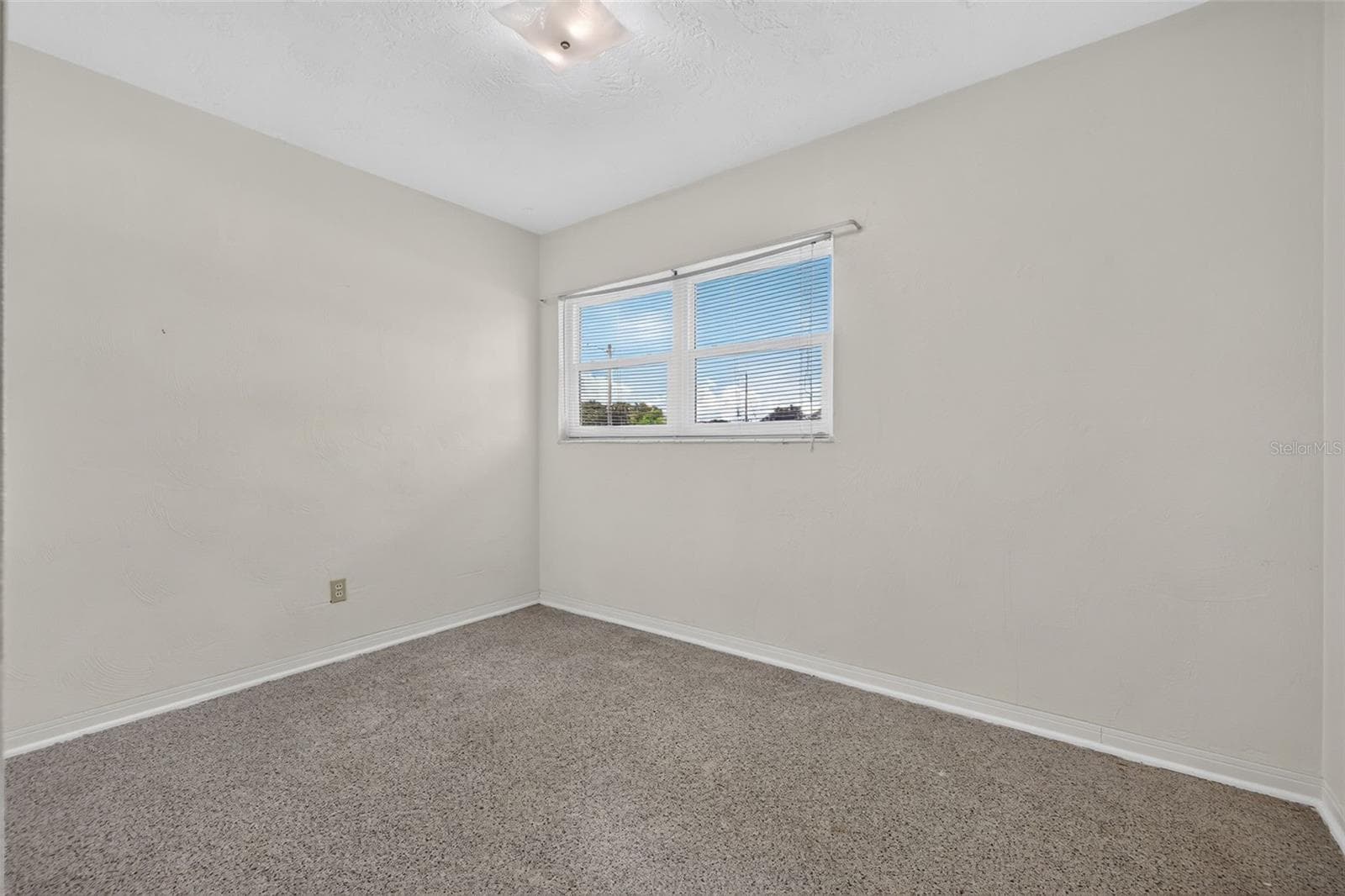 Single Family Residence at 6401 34TH AVE N, ST PETERSBURG, photo 15 of 22