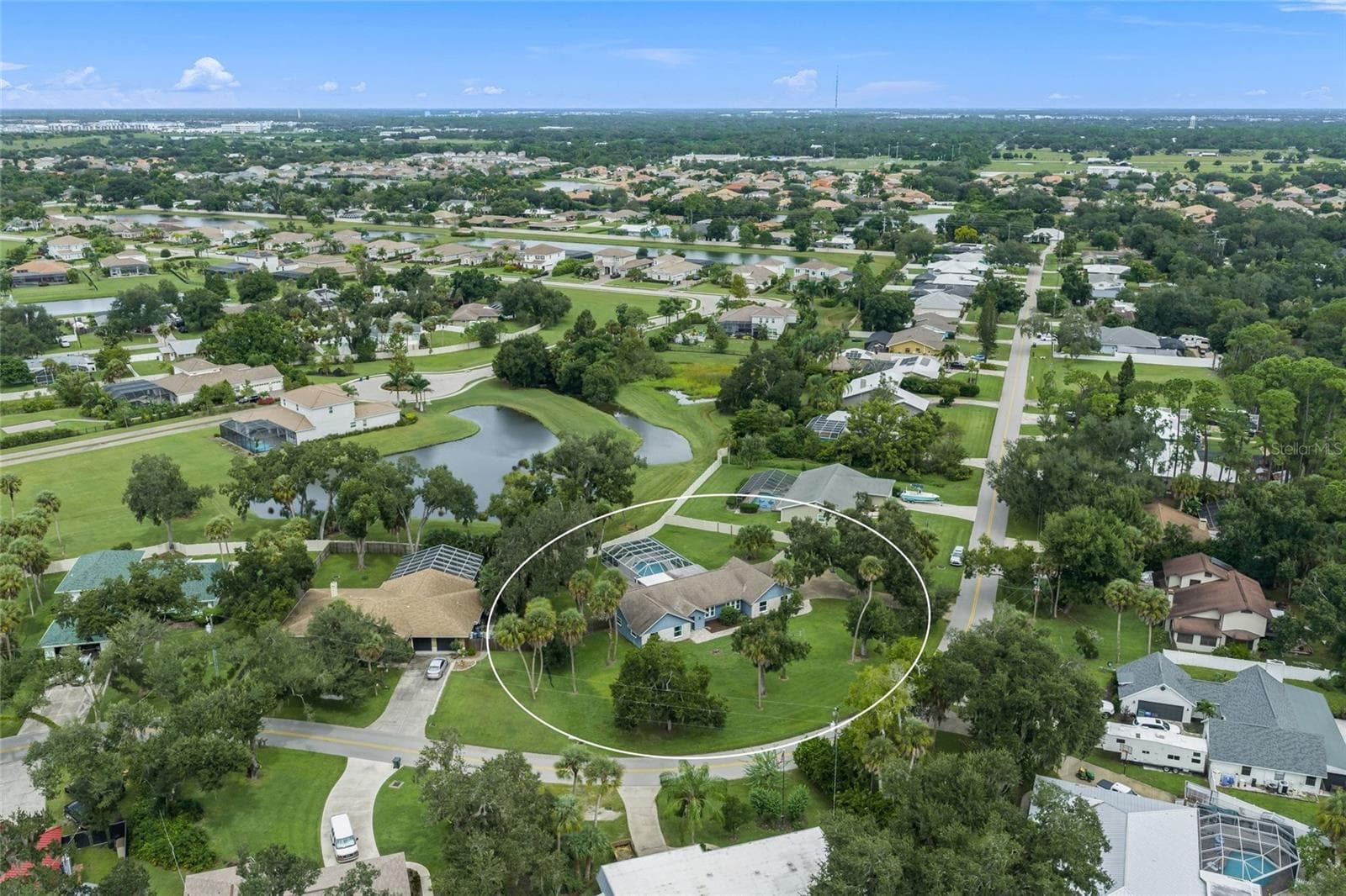 Single Family Residence at 2130 E LEEWYNN DR, SARASOTA, photo 40 of 50