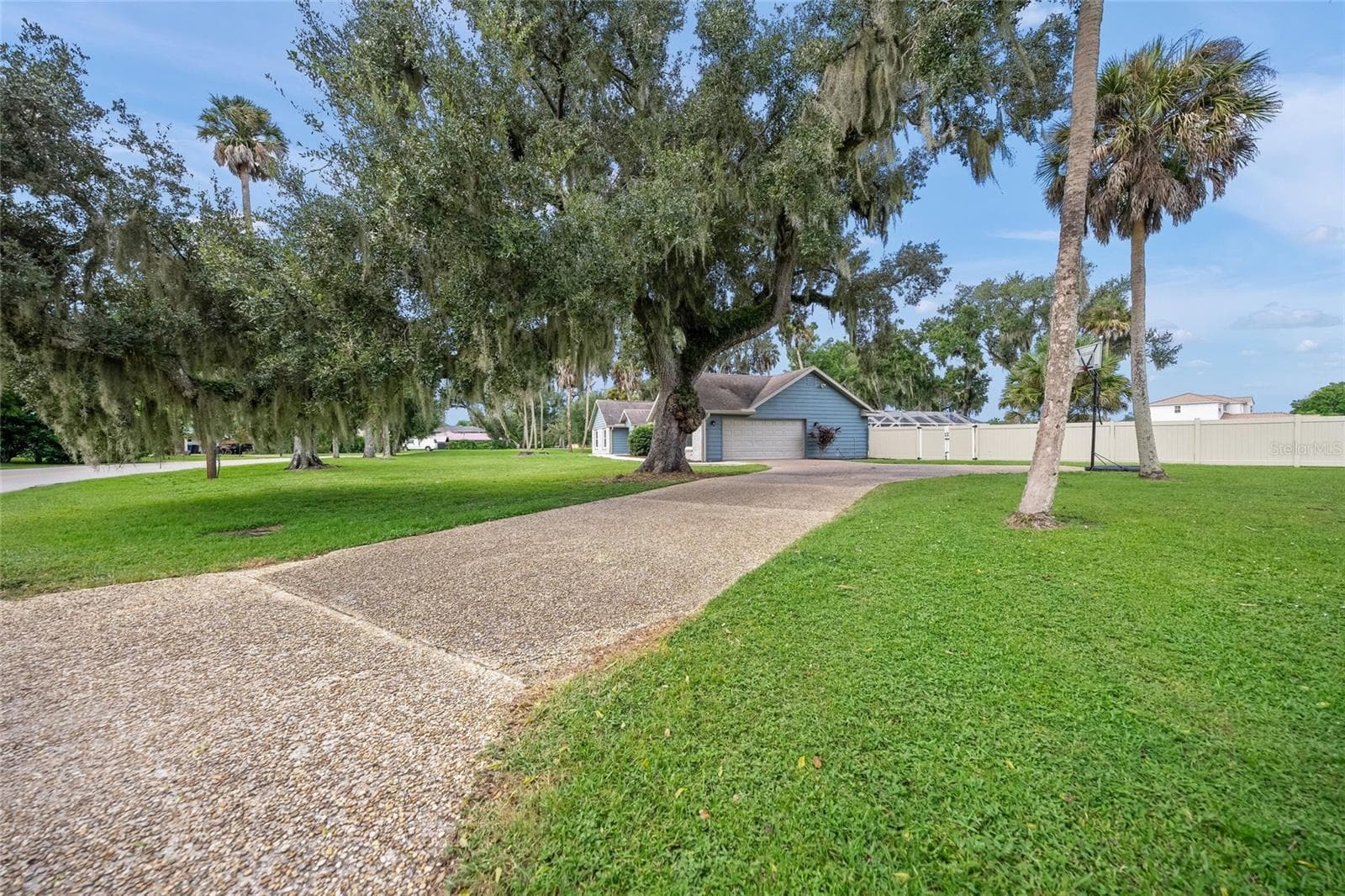 Single Family Residence at 2130 E LEEWYNN DR, SARASOTA, photo 43 of 50