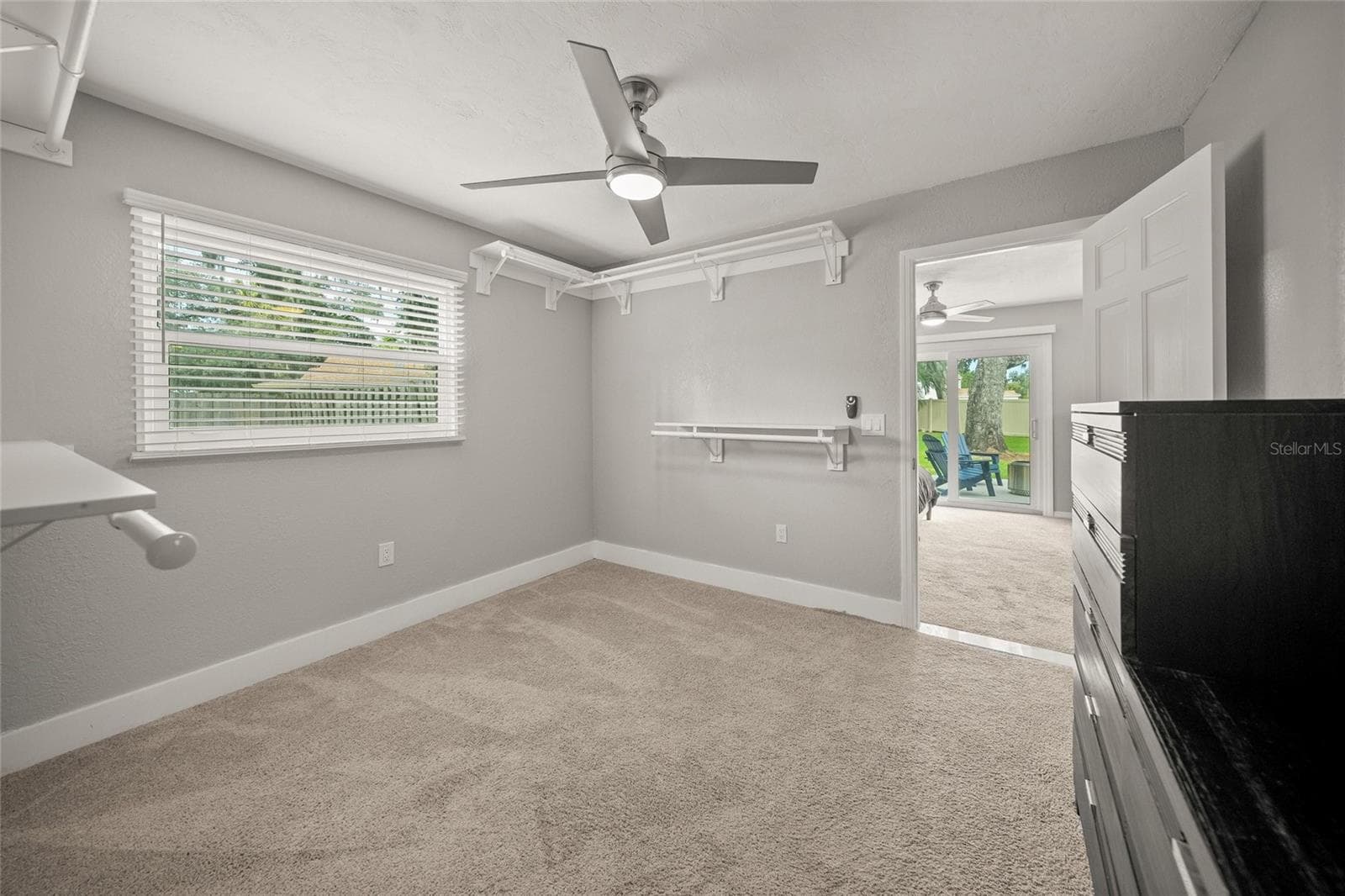 Single Family Residence at 2130 E LEEWYNN DR, SARASOTA, photo 17 of 50