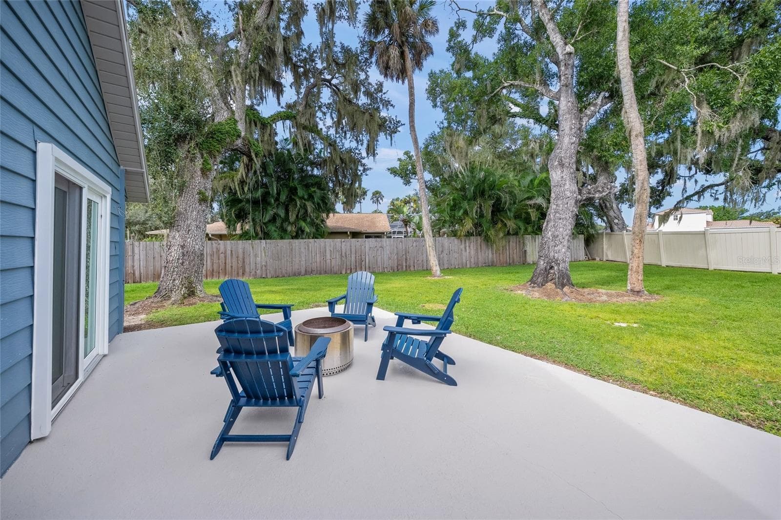 Single Family Residence at 2130 E LEEWYNN DR, SARASOTA, photo 35 of 50