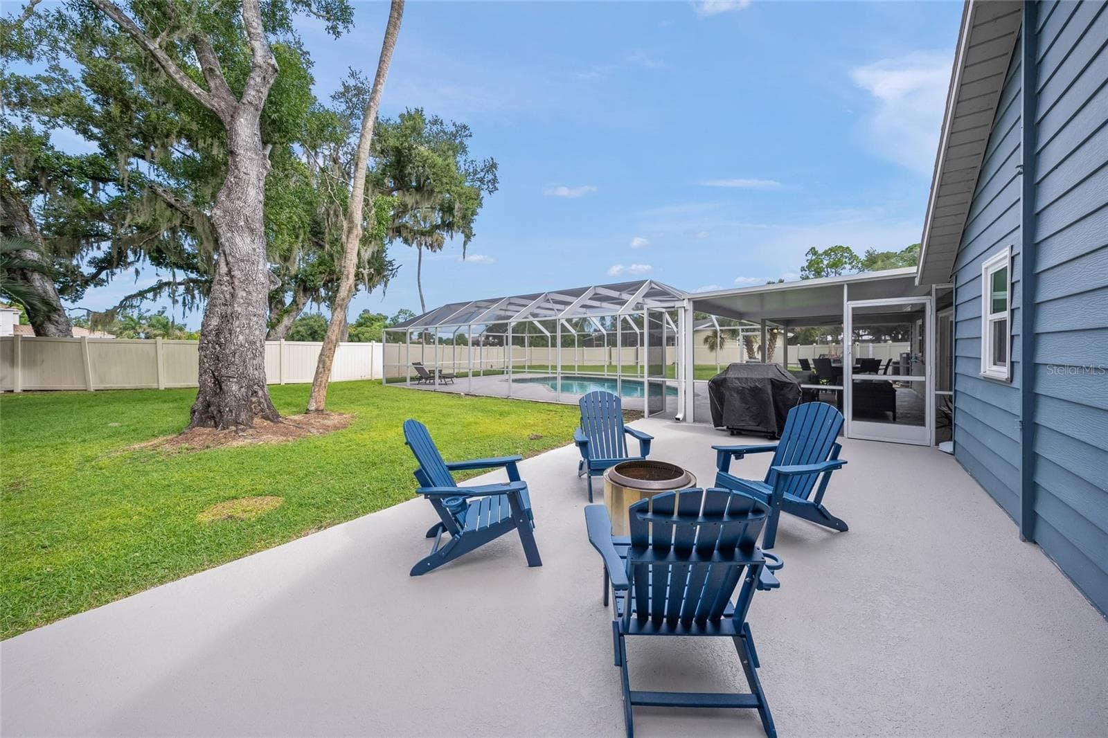 Single Family Residence at 2130 E LEEWYNN DR, SARASOTA, photo 36 of 50