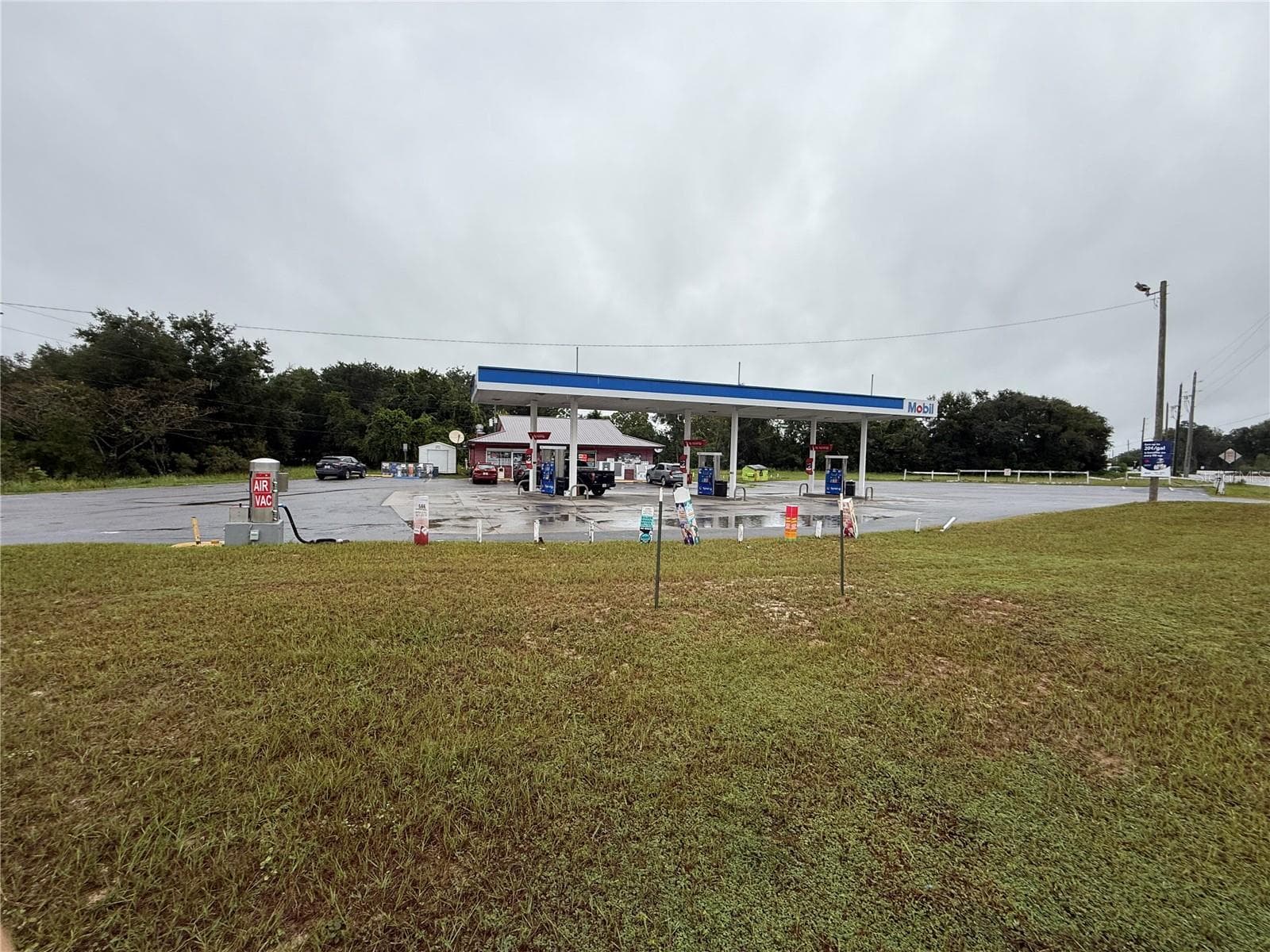 Retail at 14725 S US HIGHWAY 441, SUMMERFIELD, photo 3 of 8