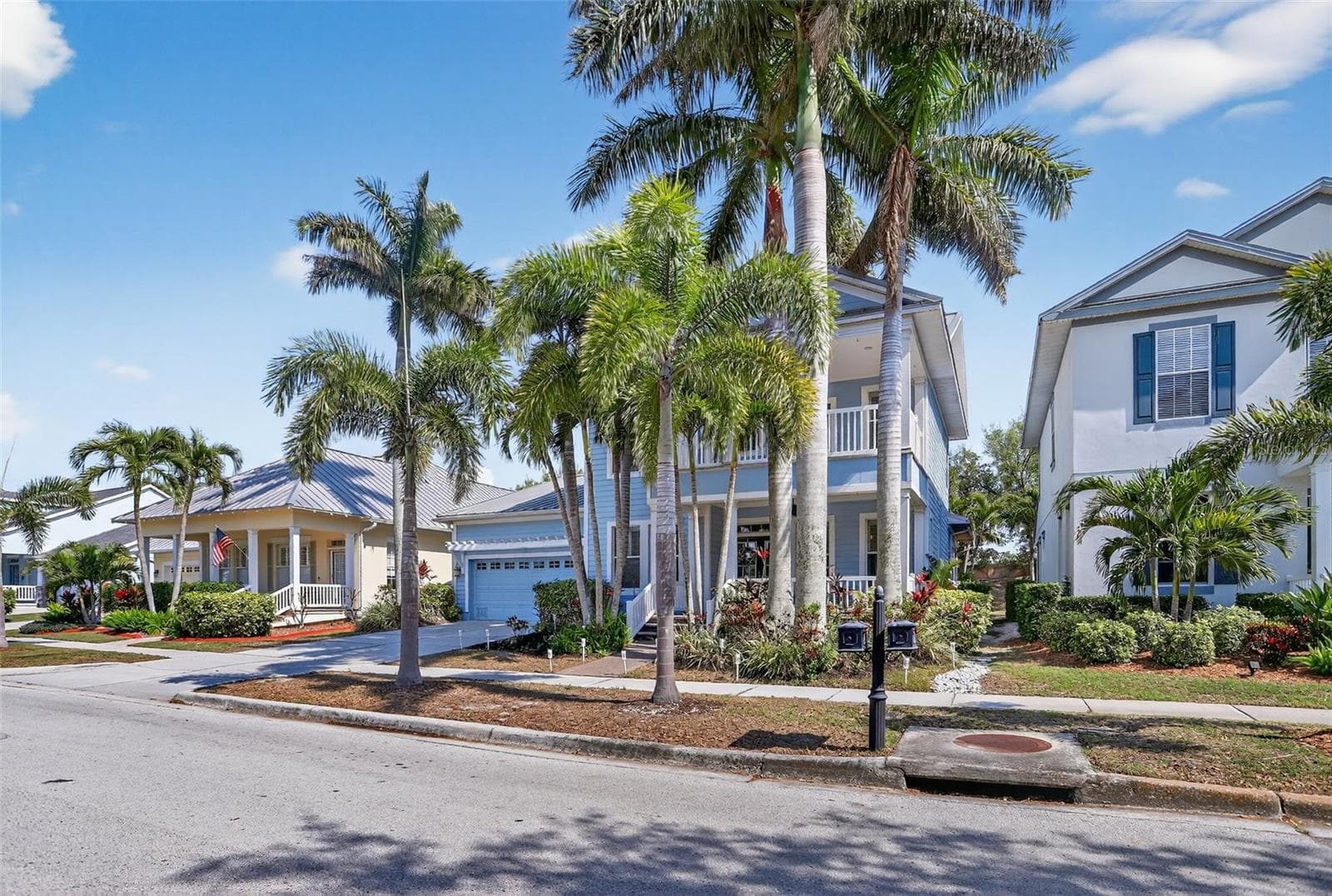 Beautiful Key West Style Home - 416 MANNS HARBOR DR, APOLLO BEACH