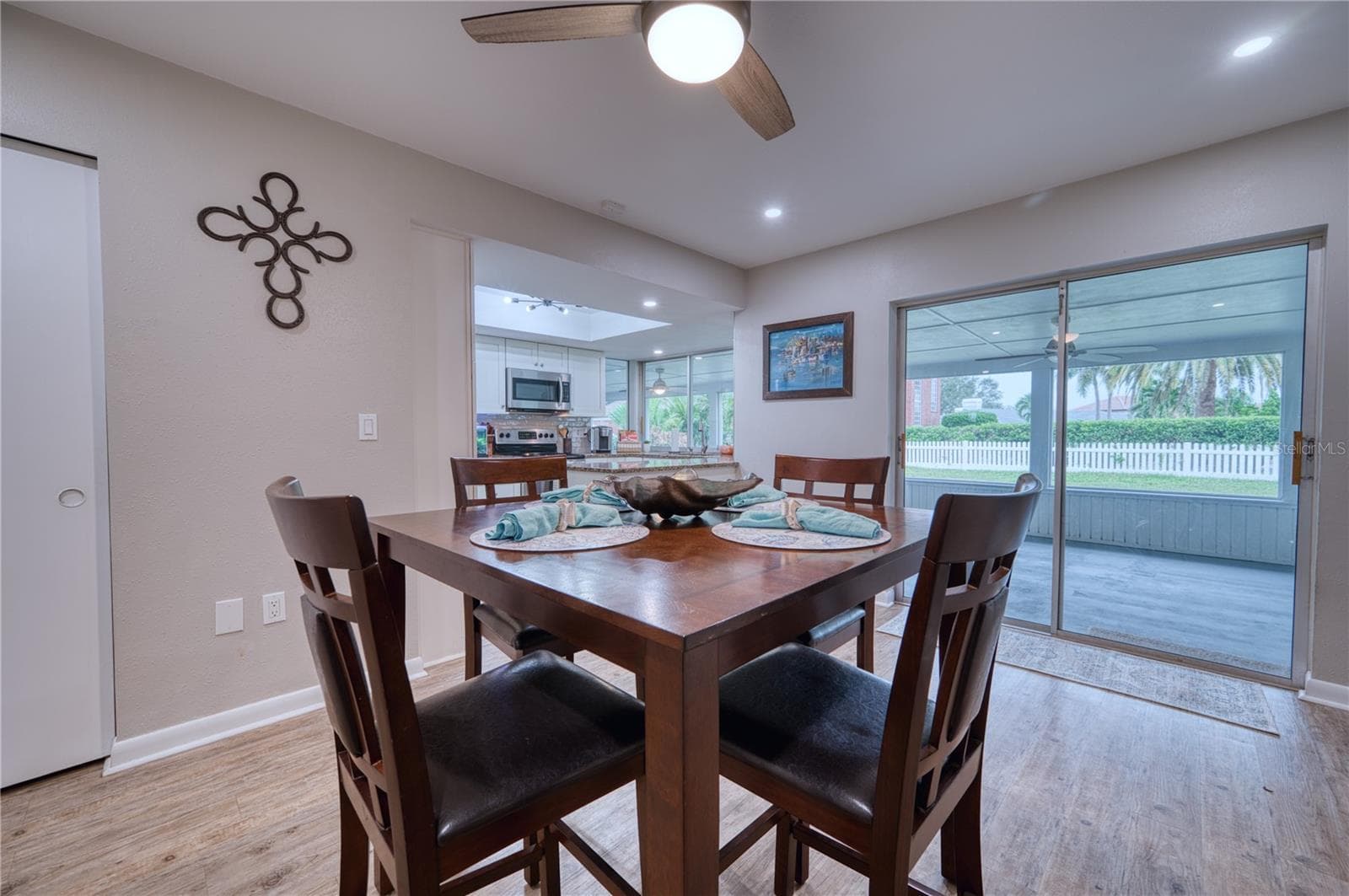 Dining Space - 6316 5TH AVE NW, BRADENTON