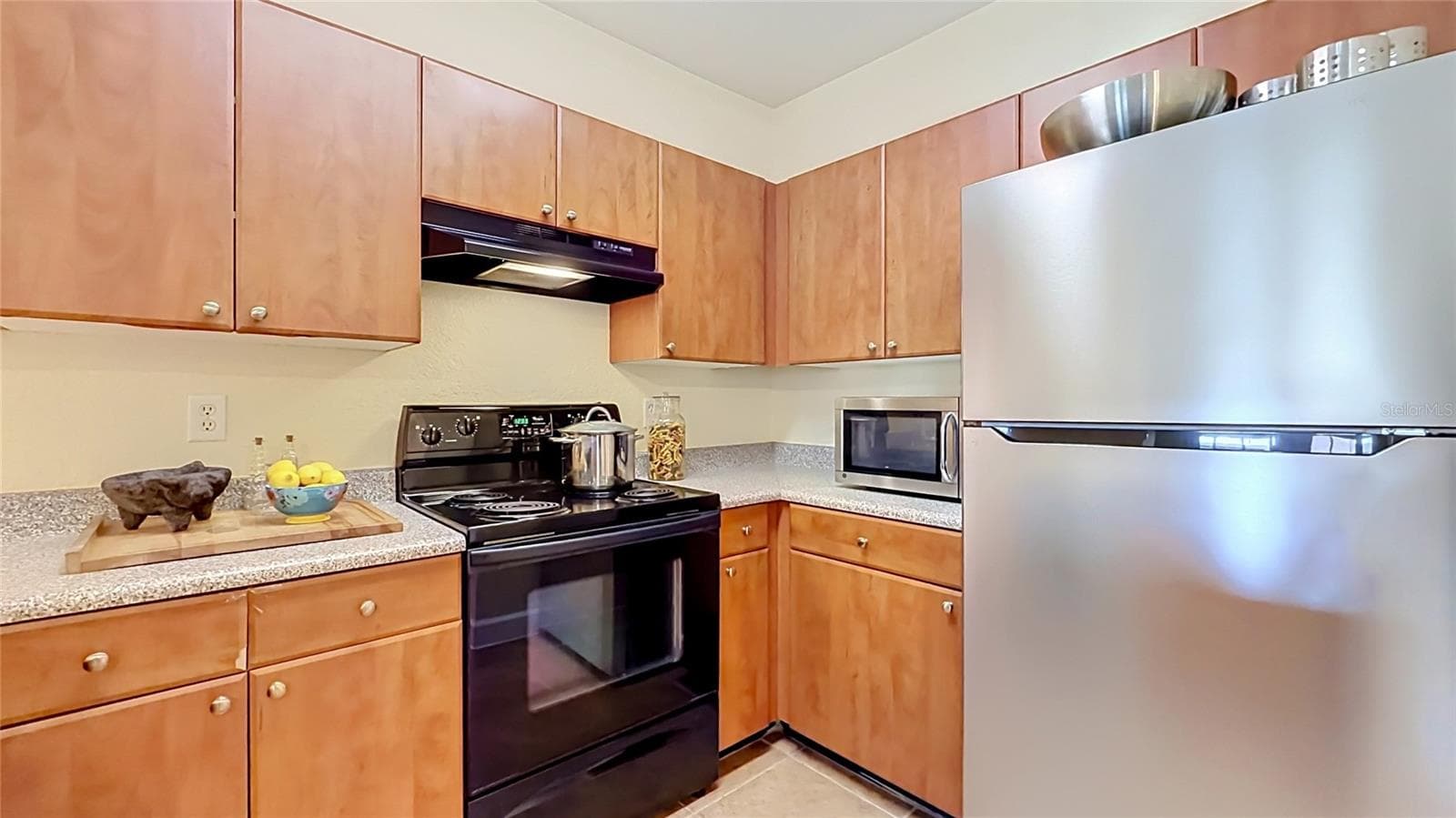 Condominium at 202 E SOUTH ST #4040, ORLANDO, photo 4 of 35