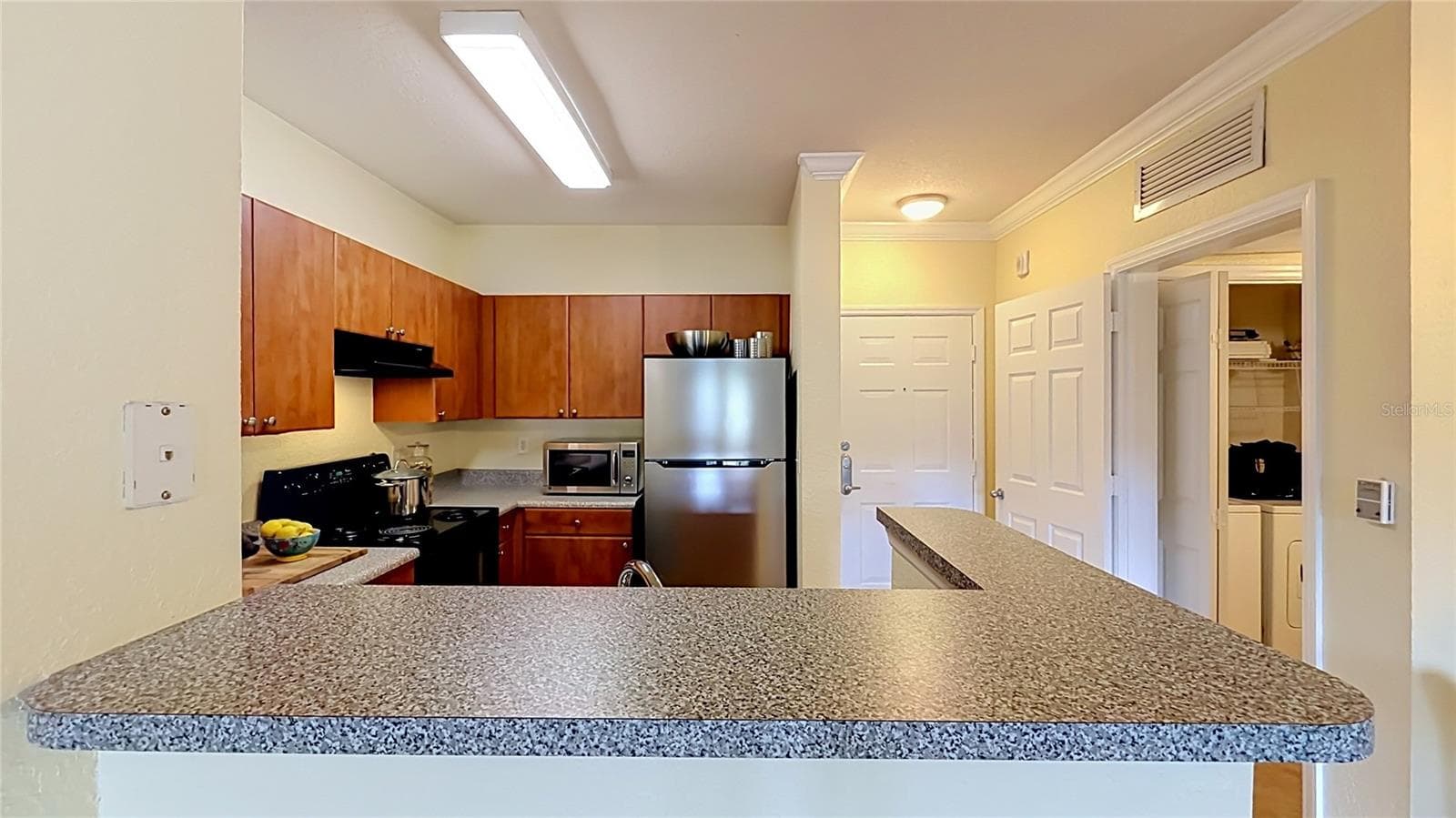 Condominium at 202 E SOUTH ST #4040, ORLANDO, photo 7 of 35