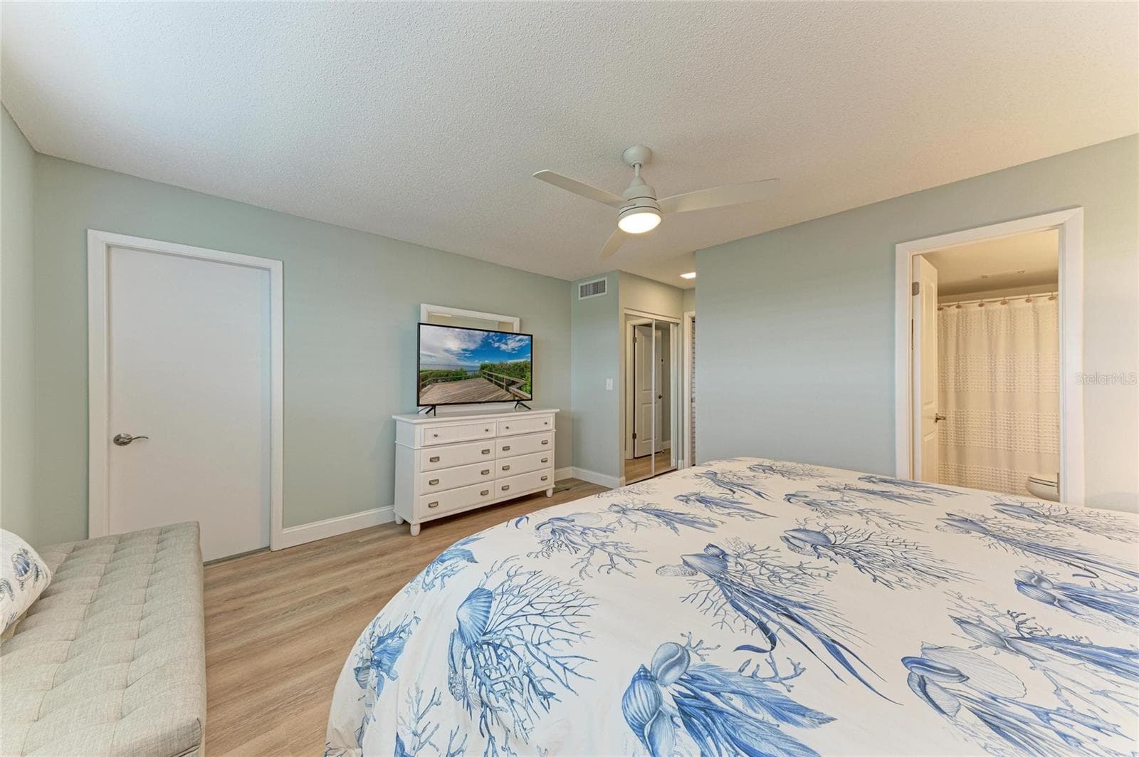 Condominium at 4040 IRONWOOD CIR #702F, BRADENTON, photo 19 of 38