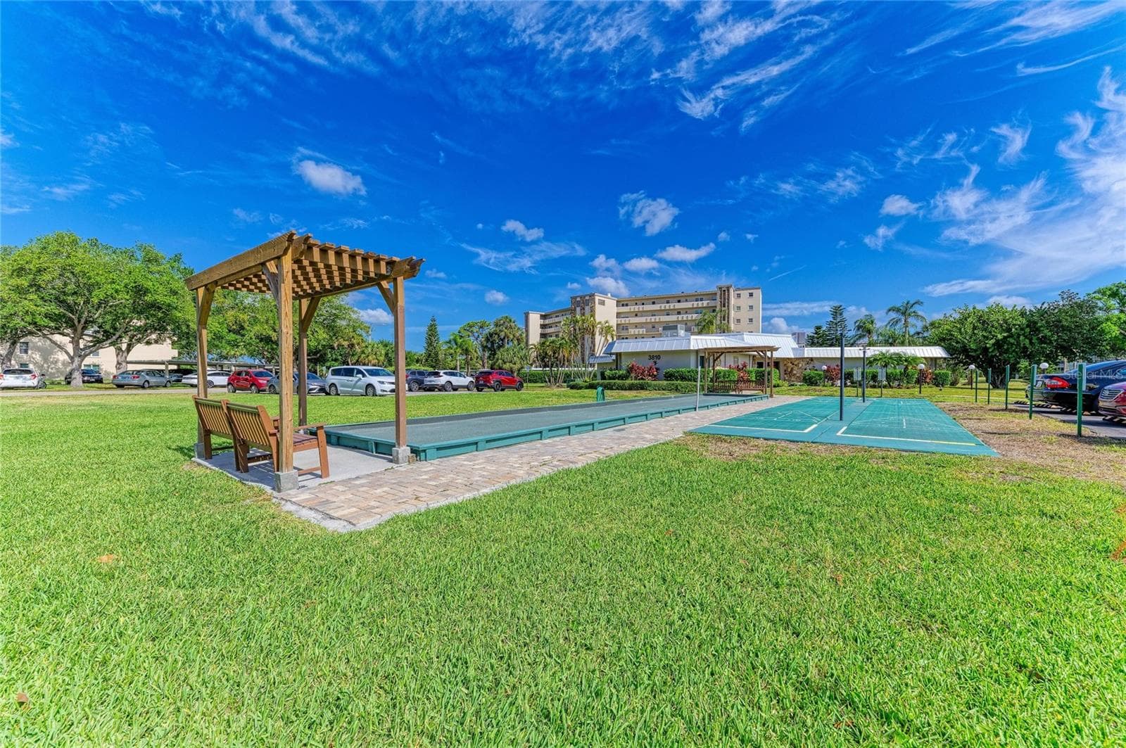 Condominium at 4040 IRONWOOD CIR #702F, BRADENTON, photo 31 of 38