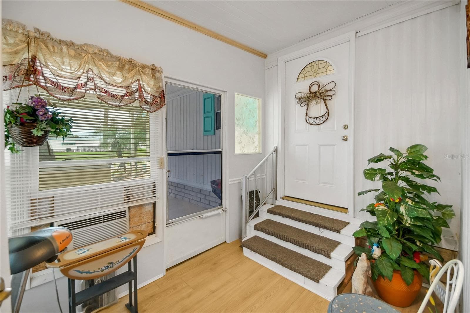 Mobile Home at 410 HAWTHORNE BLVD, LEESBURG, photo 37 of 44