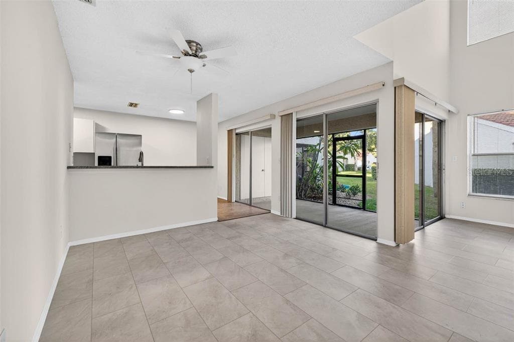 Townhouse at 4843 NAPOLI CT NE, ST PETERSBURG, photo 3 of 27