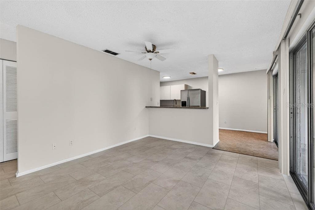 Townhouse at 4843 NAPOLI CT NE, ST PETERSBURG, photo 5 of 27