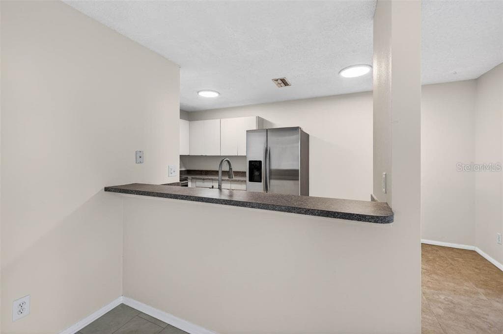 Townhouse at 4843 NAPOLI CT NE, ST PETERSBURG, photo 6 of 27