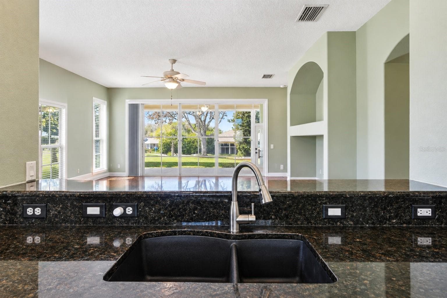 Single Family Residence at 6105 DORY WAY, TAVARES, photo 22 of 66