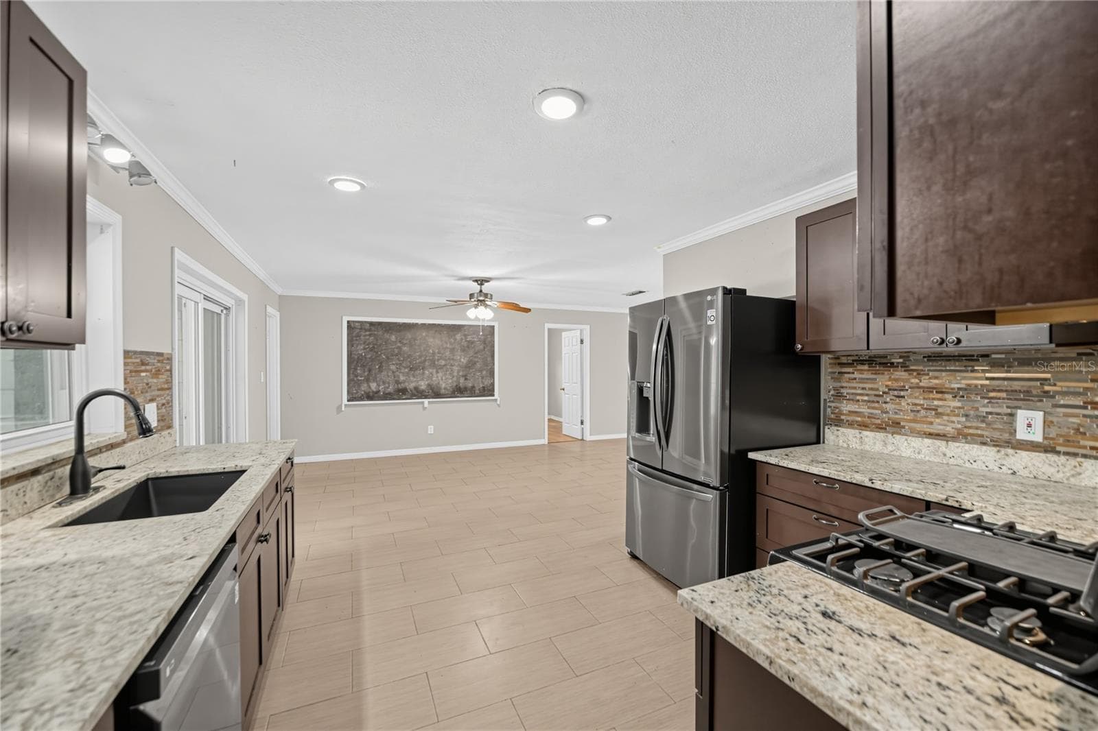 Single Family Residence at 2020 LEANNE CT, WINTER PARK, photo 7 of 28