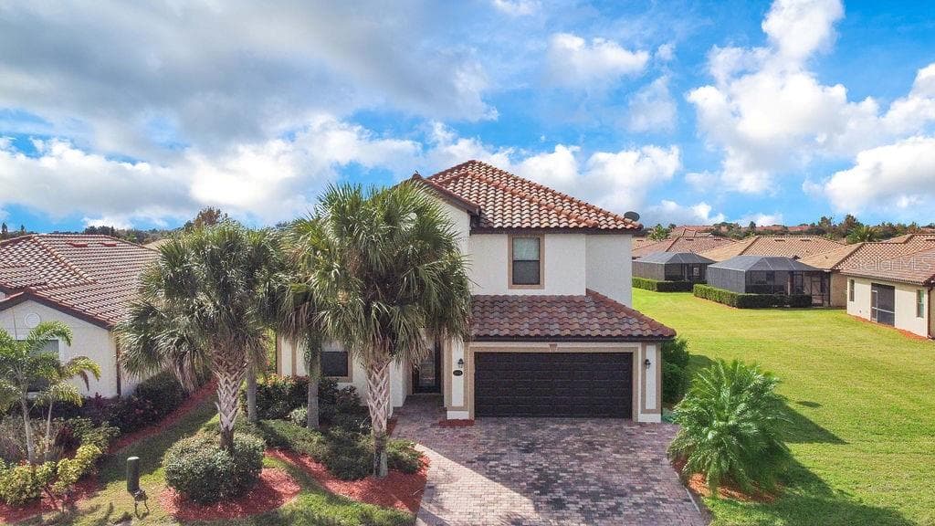 Single Family Residence at 6914 QUIET CREEK DR, BRADENTON, photo 3 of 59