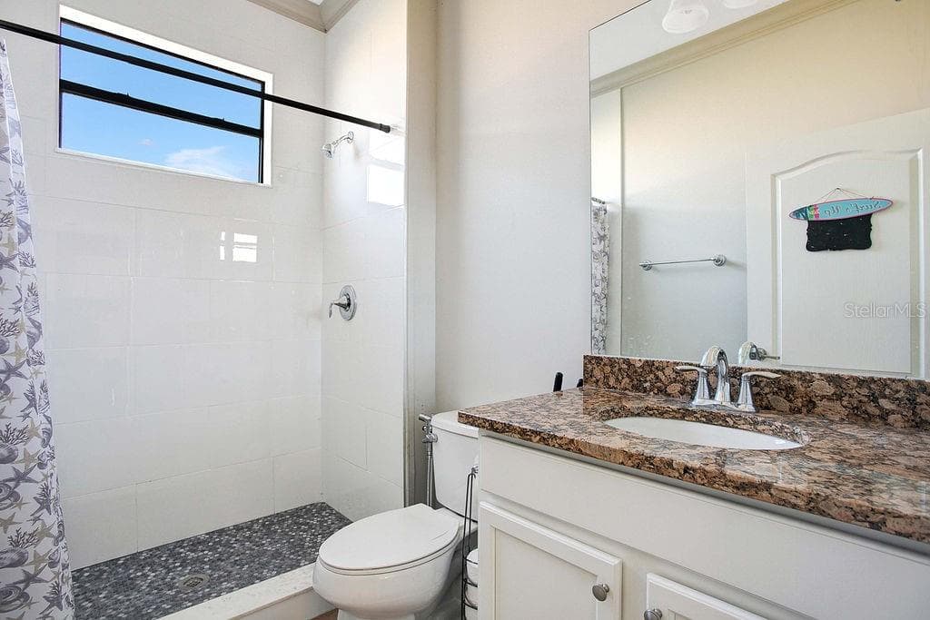 Single Family Residence at 6914 QUIET CREEK DR, BRADENTON, photo 28 of 59