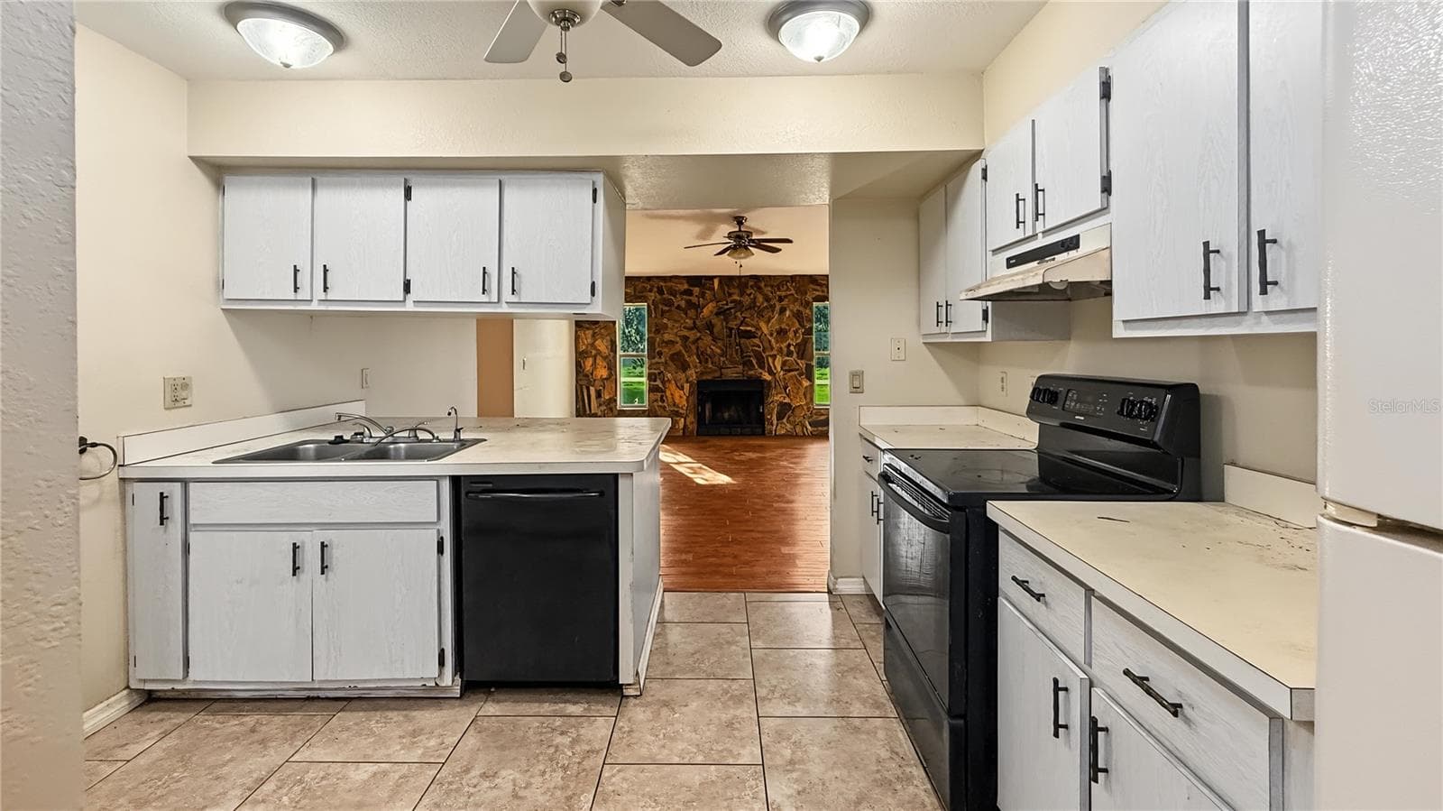 kitchen - 22293 ADORN AVE, PORT CHARLOTTE
