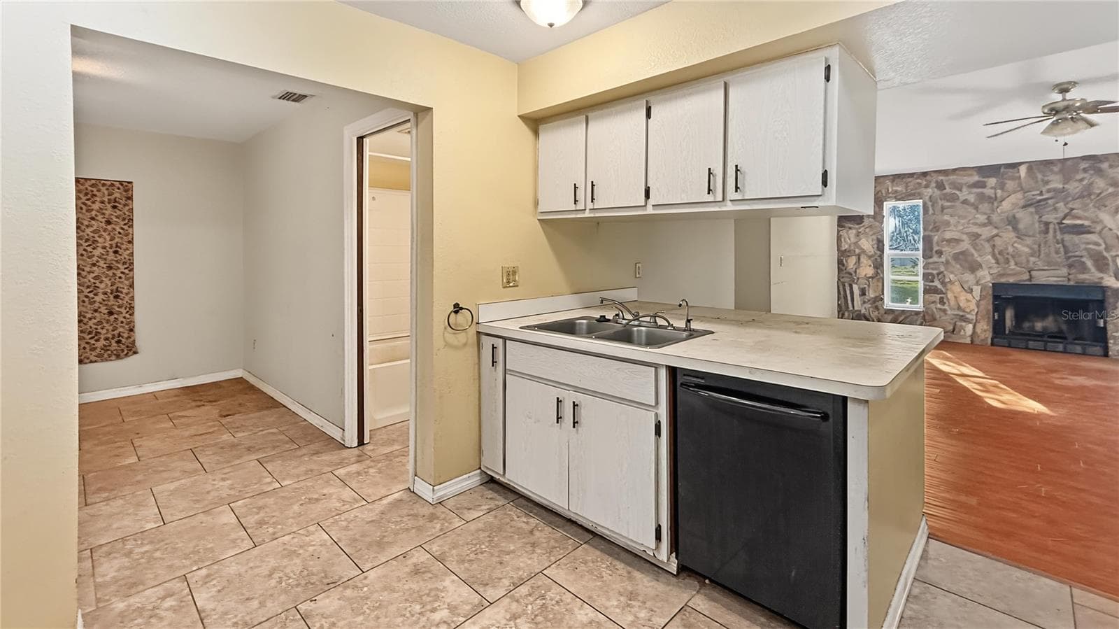 kitchen - 22293 ADORN AVE, PORT CHARLOTTE