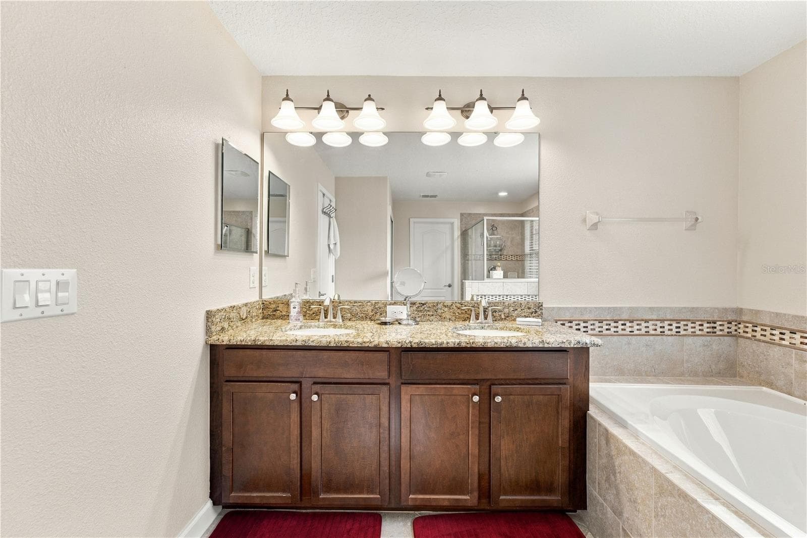 Single Family Residence at 9037 SHADOW MOUNTAIN ST, DAVENPORT, photo 24 of 48